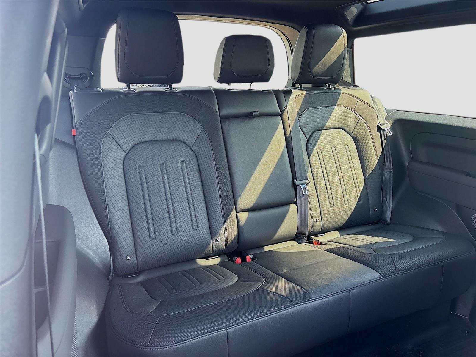 2022 Land Rover Defender X-Dynamic S