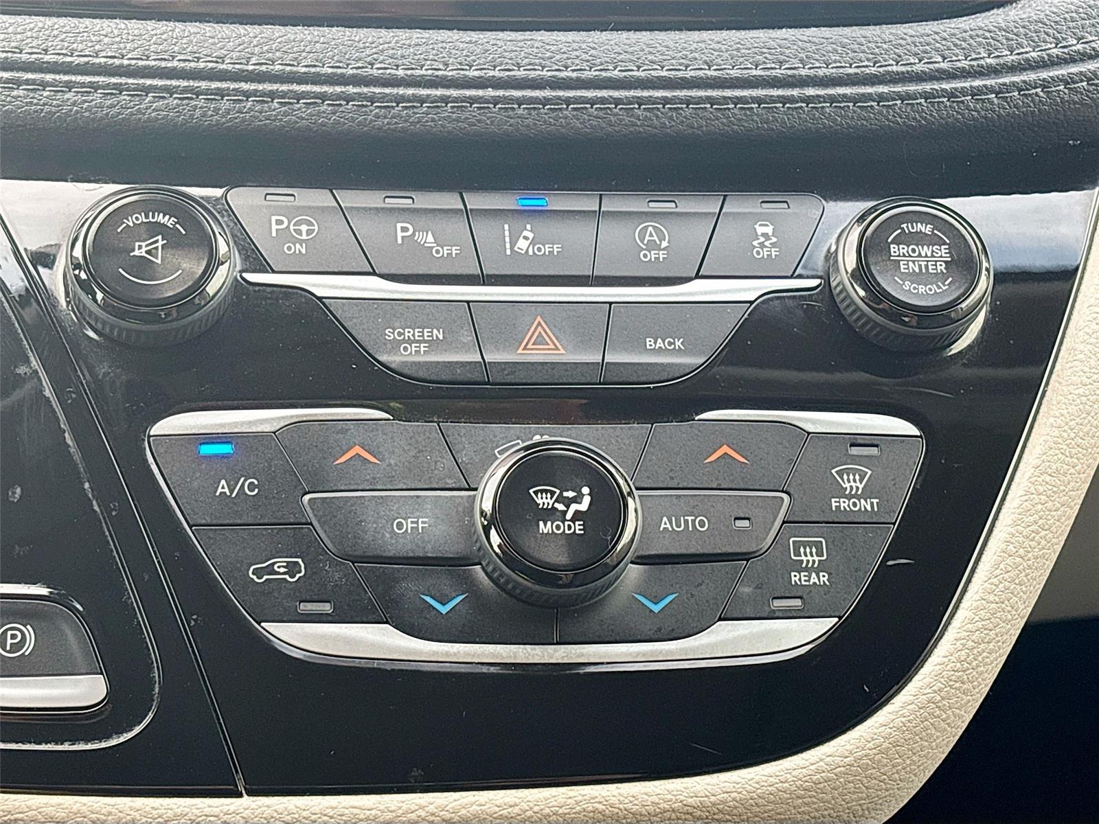 2017 Chrysler Pacifica Limited