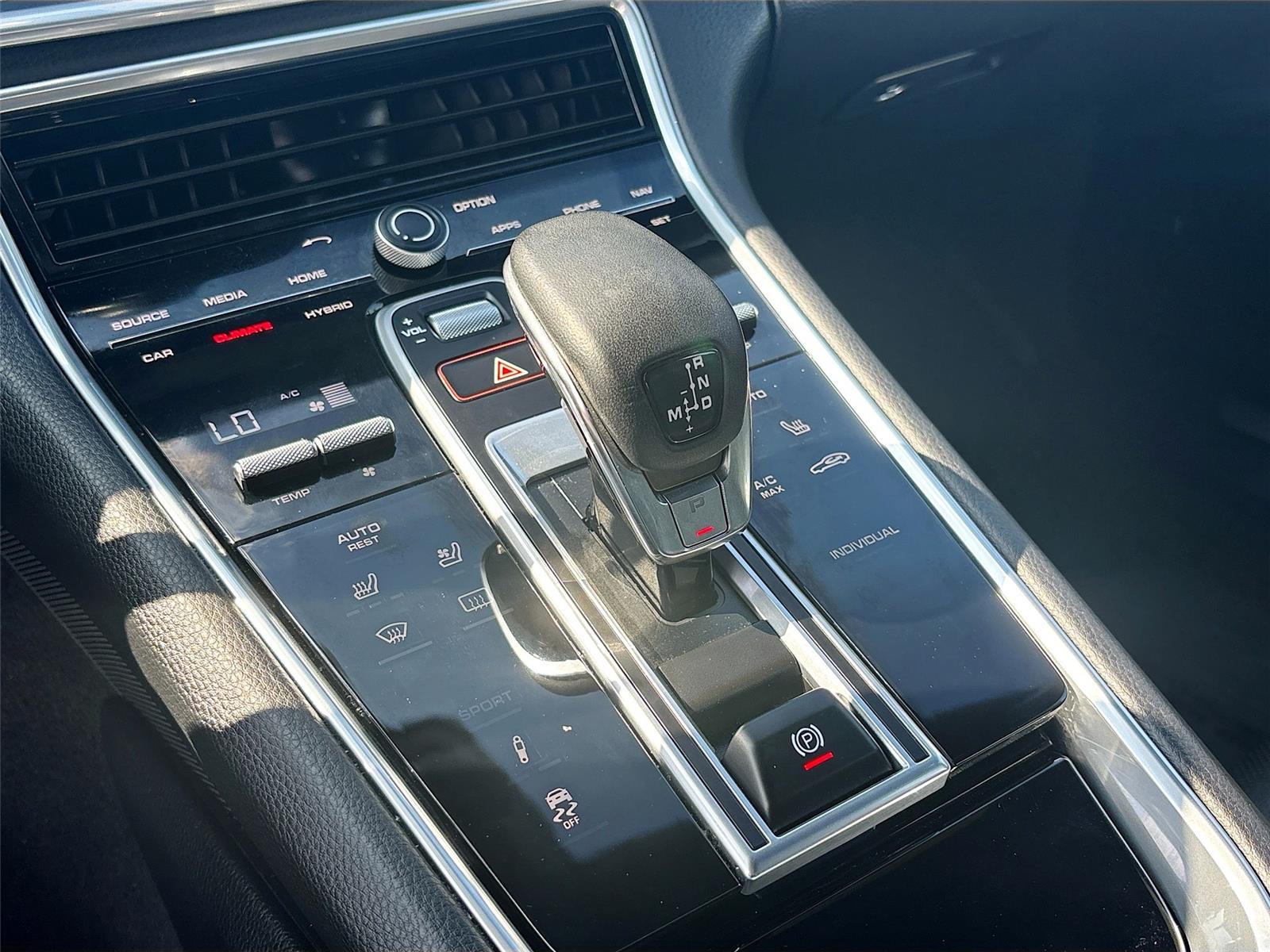 2018 Porsche Panamera 4 E-Hybrid