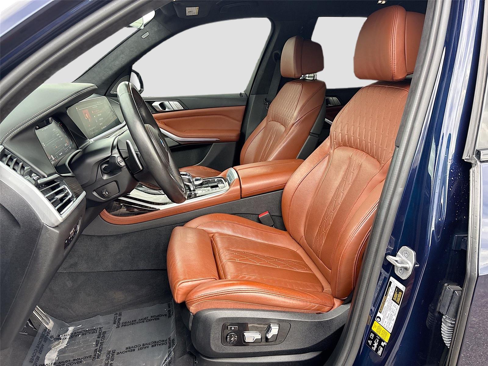 2021 BMW X7 M50i