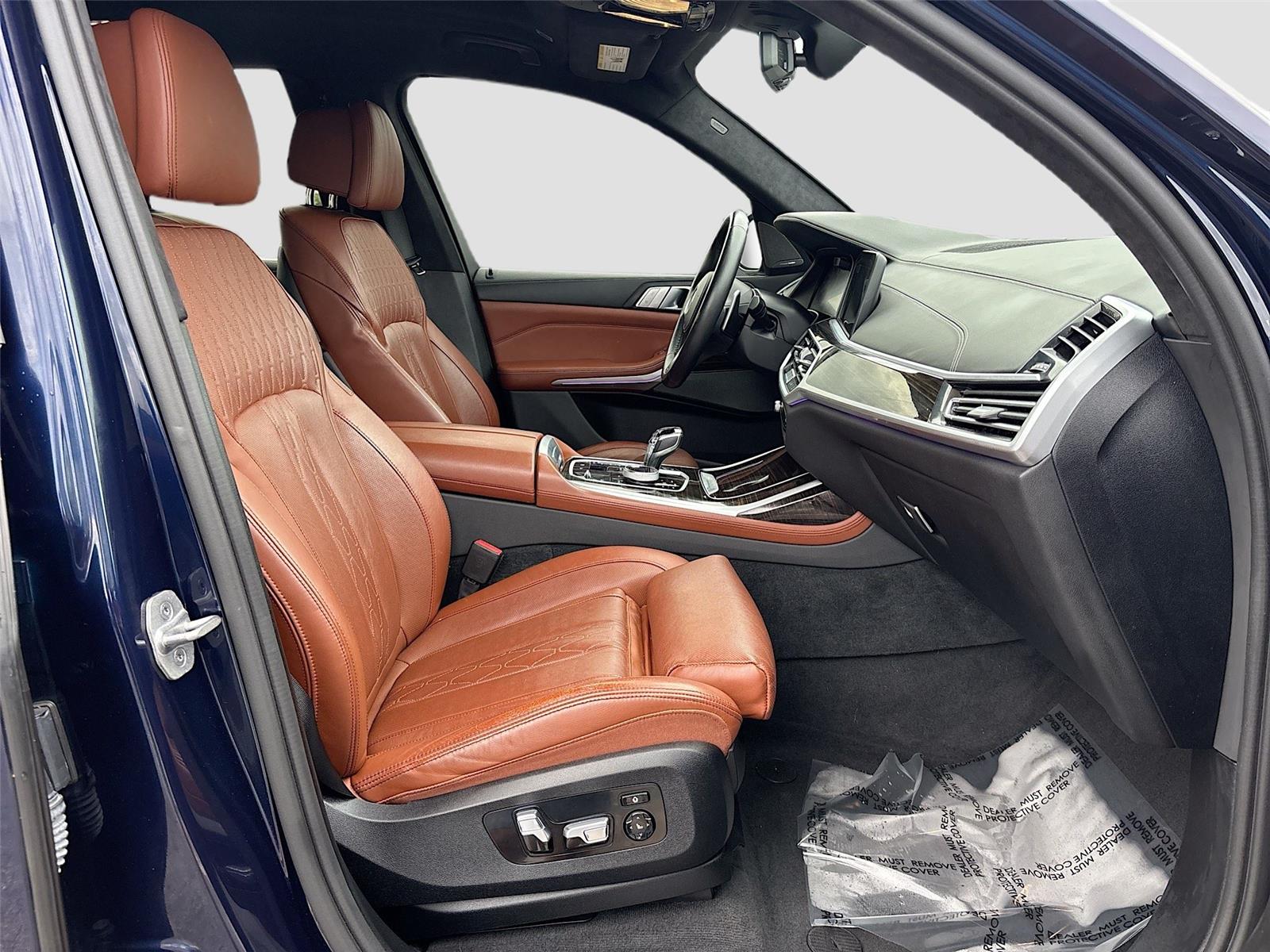 2021 BMW X7 M50i