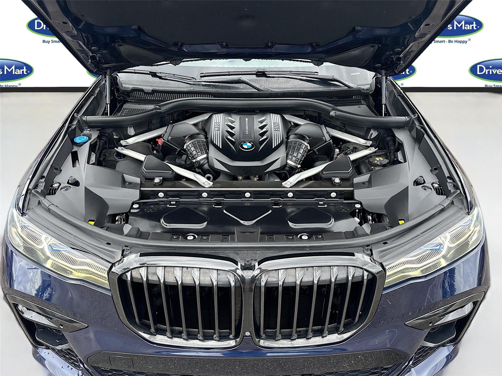 2021 BMW X7 M50i