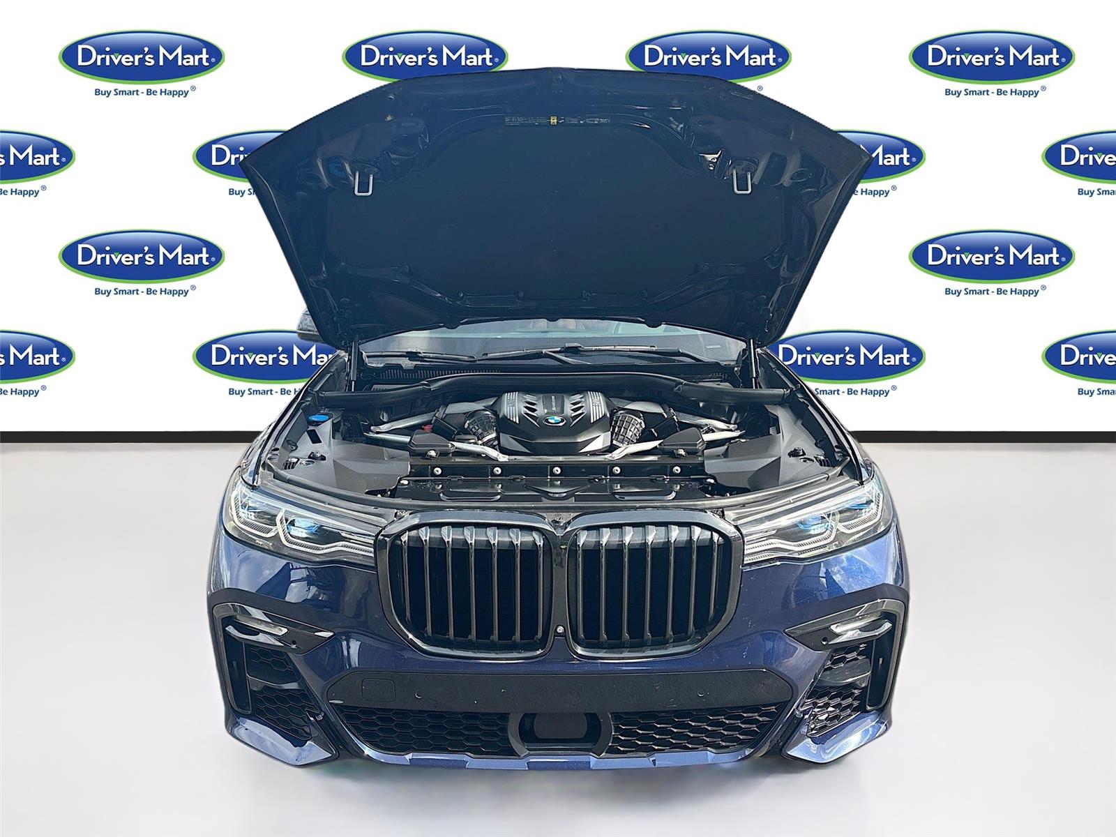 2021 BMW X7 M50i