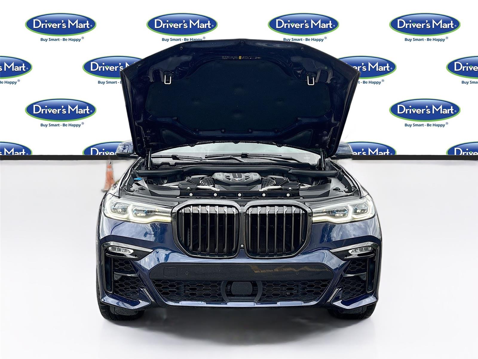 2021 BMW X7 M50i
