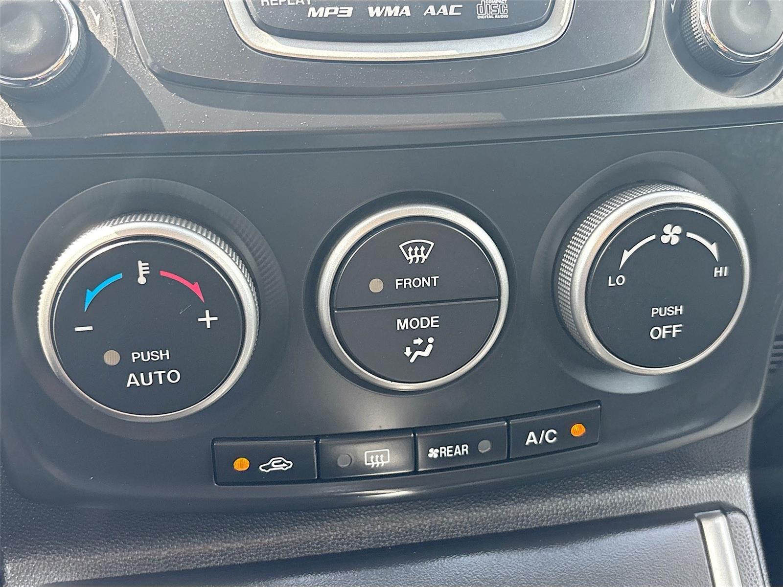 2014 Mazda Mazda5 Sport