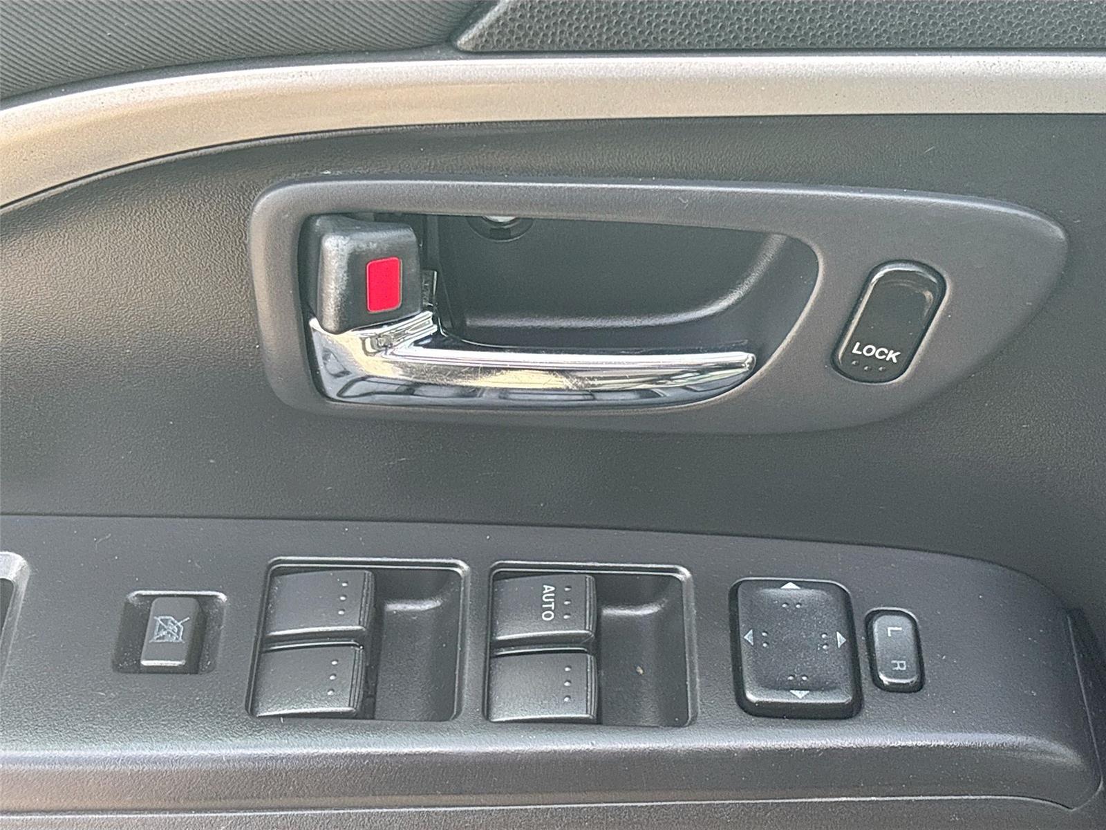 2014 Mazda Mazda5 Sport