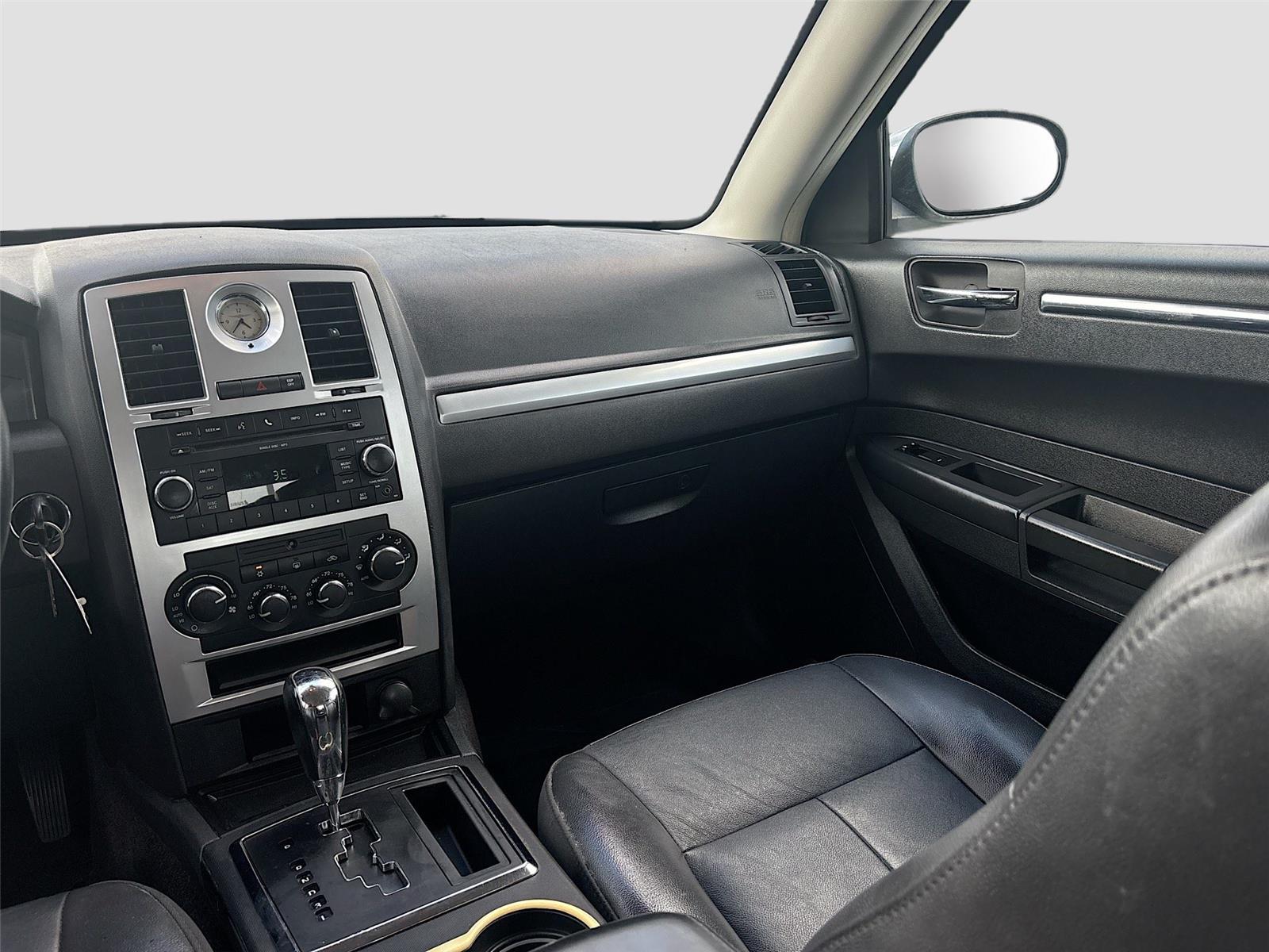 2010 Chrysler 300 Touring
