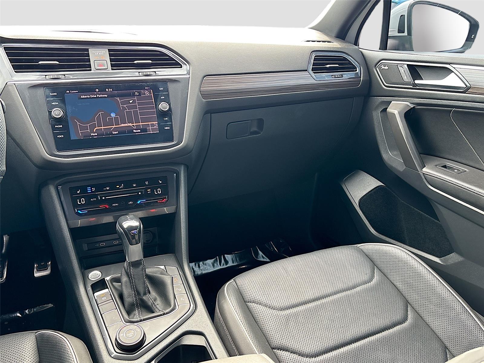 2022 Volkswagen Tiguan SEL R-Line