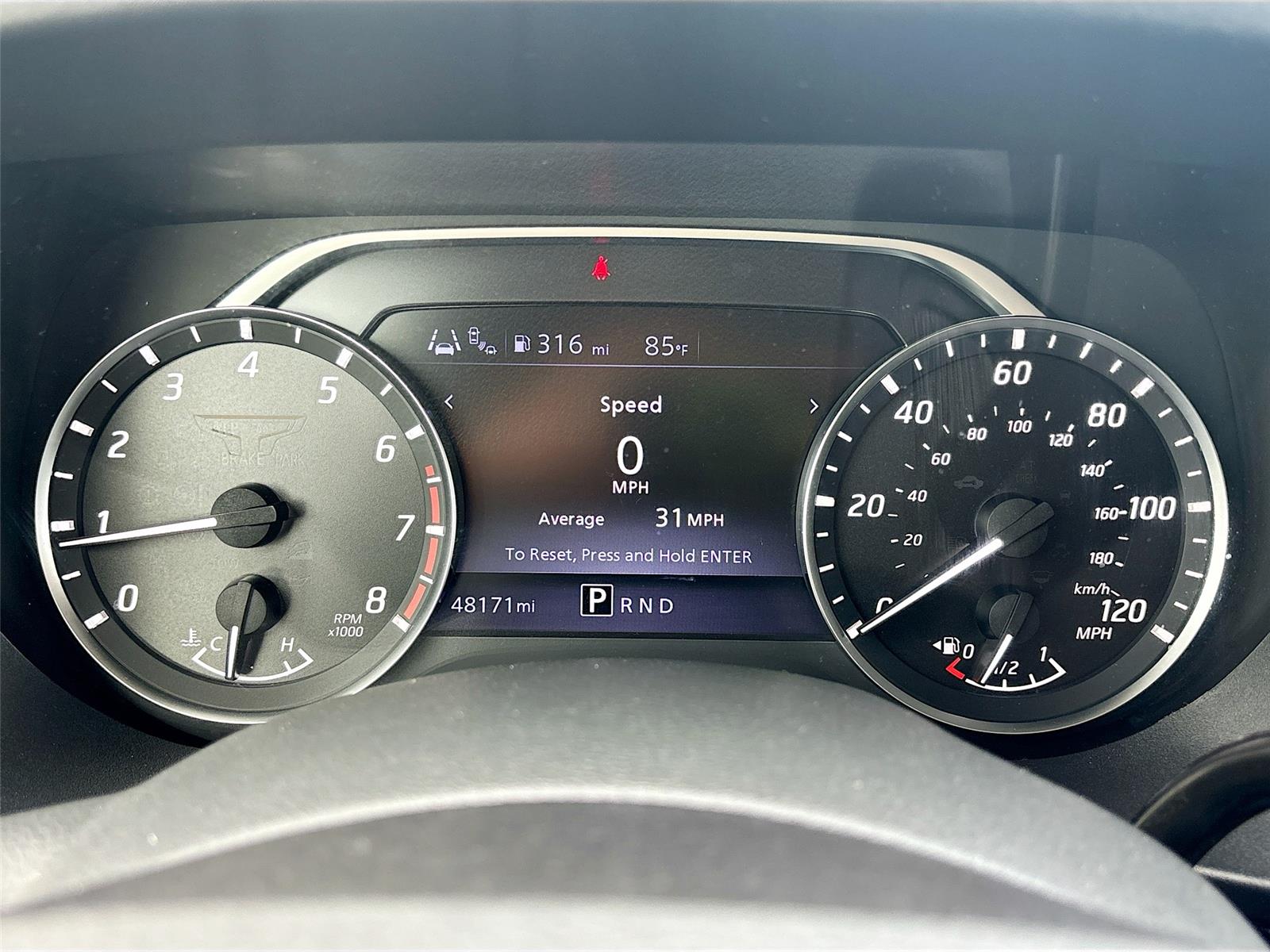 2023 Nissan Titan SV