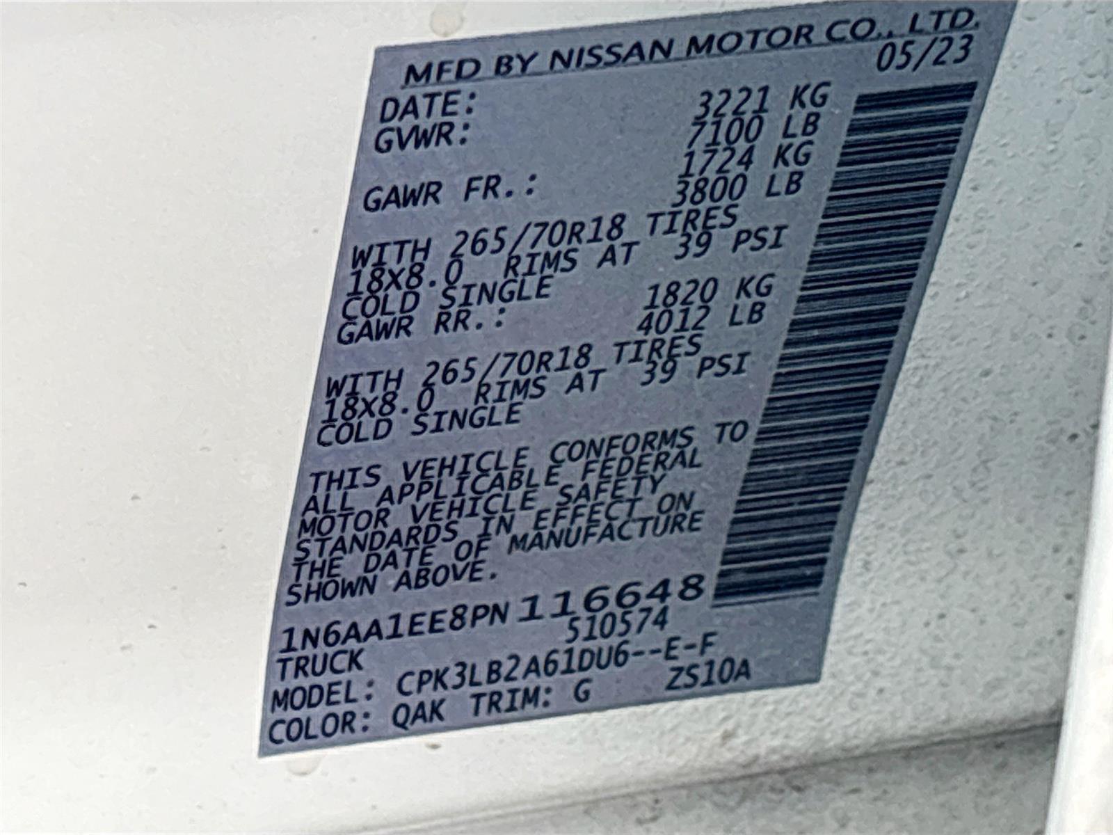 2023 Nissan Titan SV