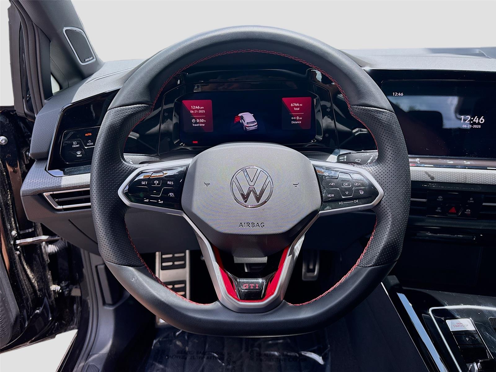 2024 Volkswagen Golf GTI Autobahn