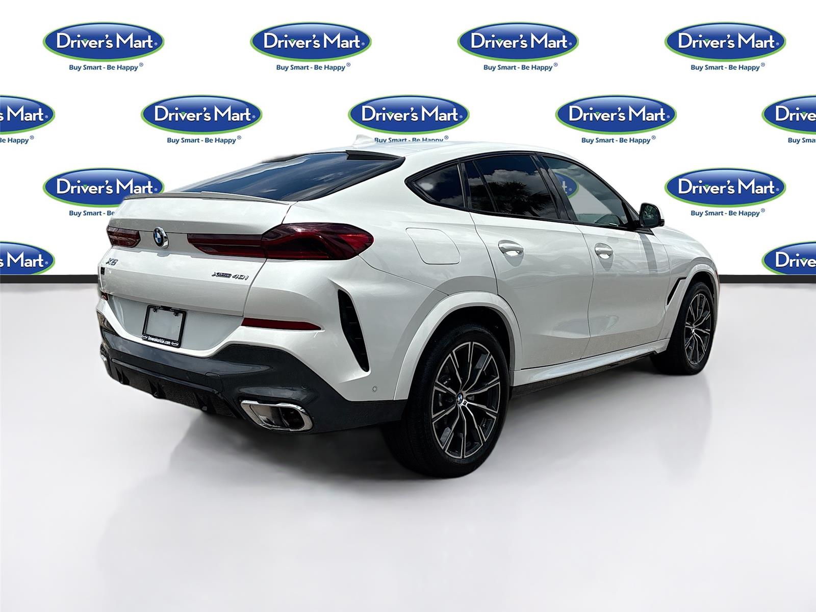2023 BMW X6 xDrive40i