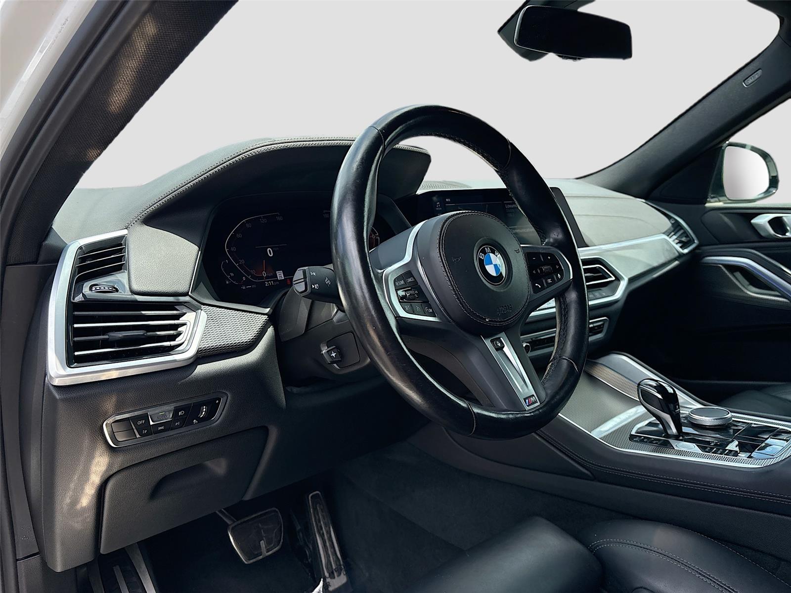 2023 BMW X6 xDrive40i