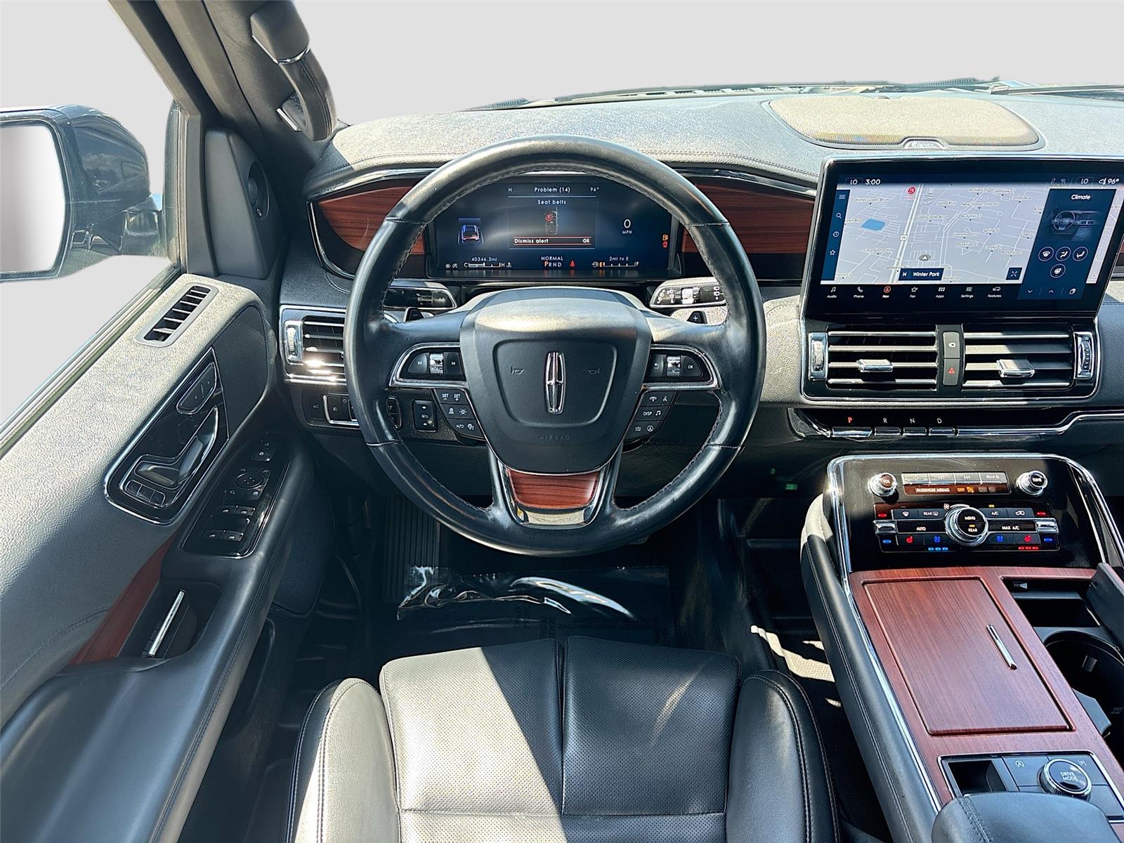 2023 Lincoln Navigator Standard