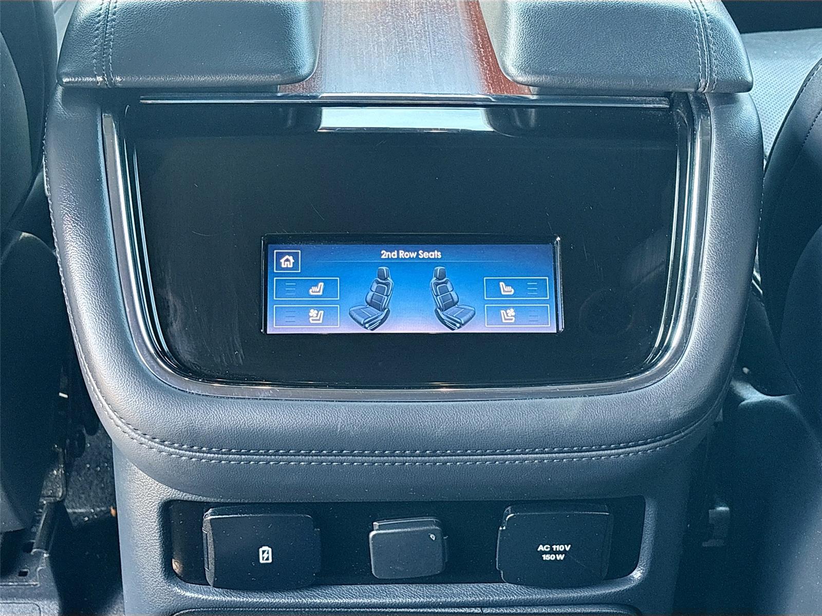2023 Lincoln Navigator Standard