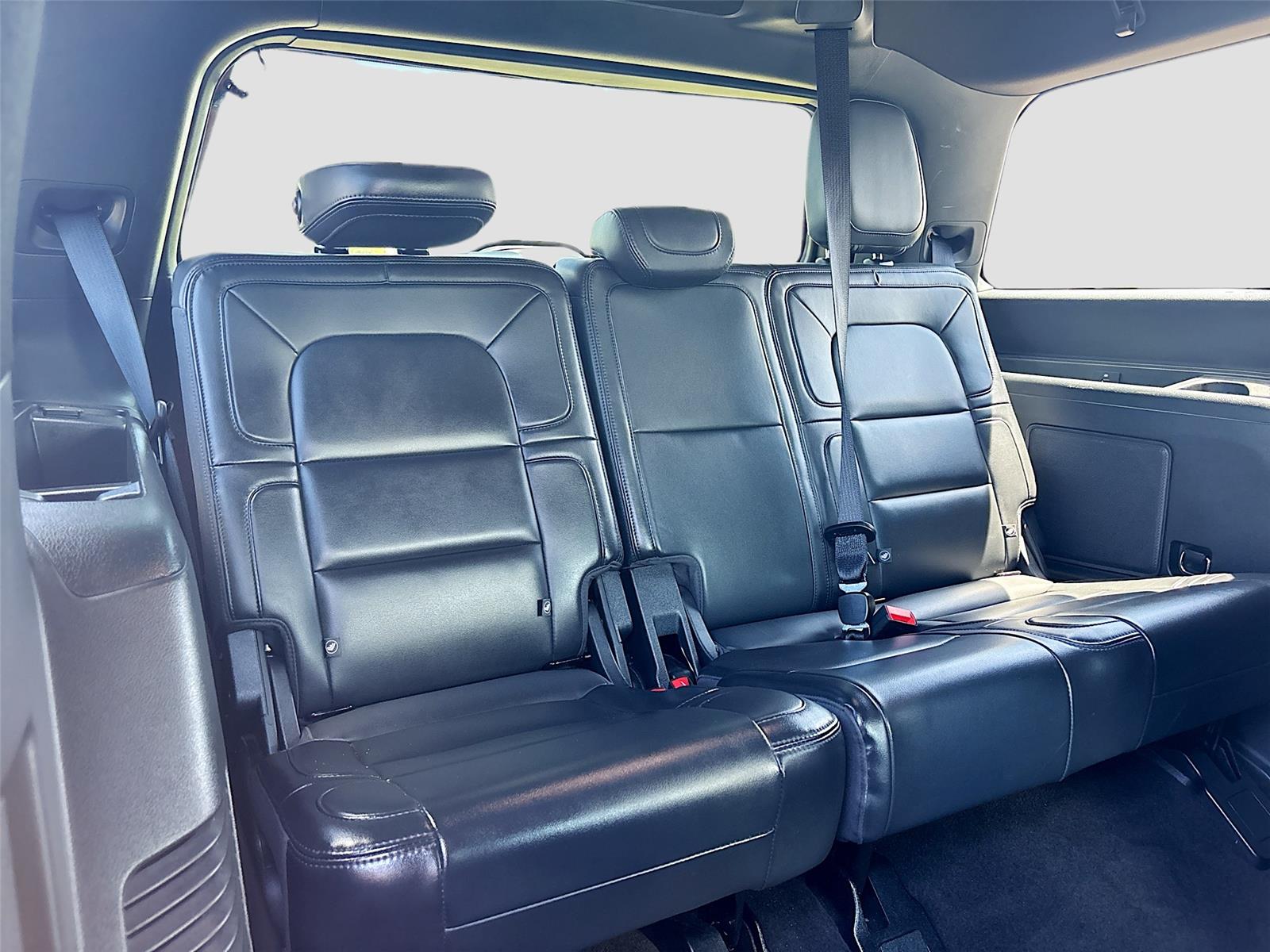 2023 Lincoln Navigator Standard