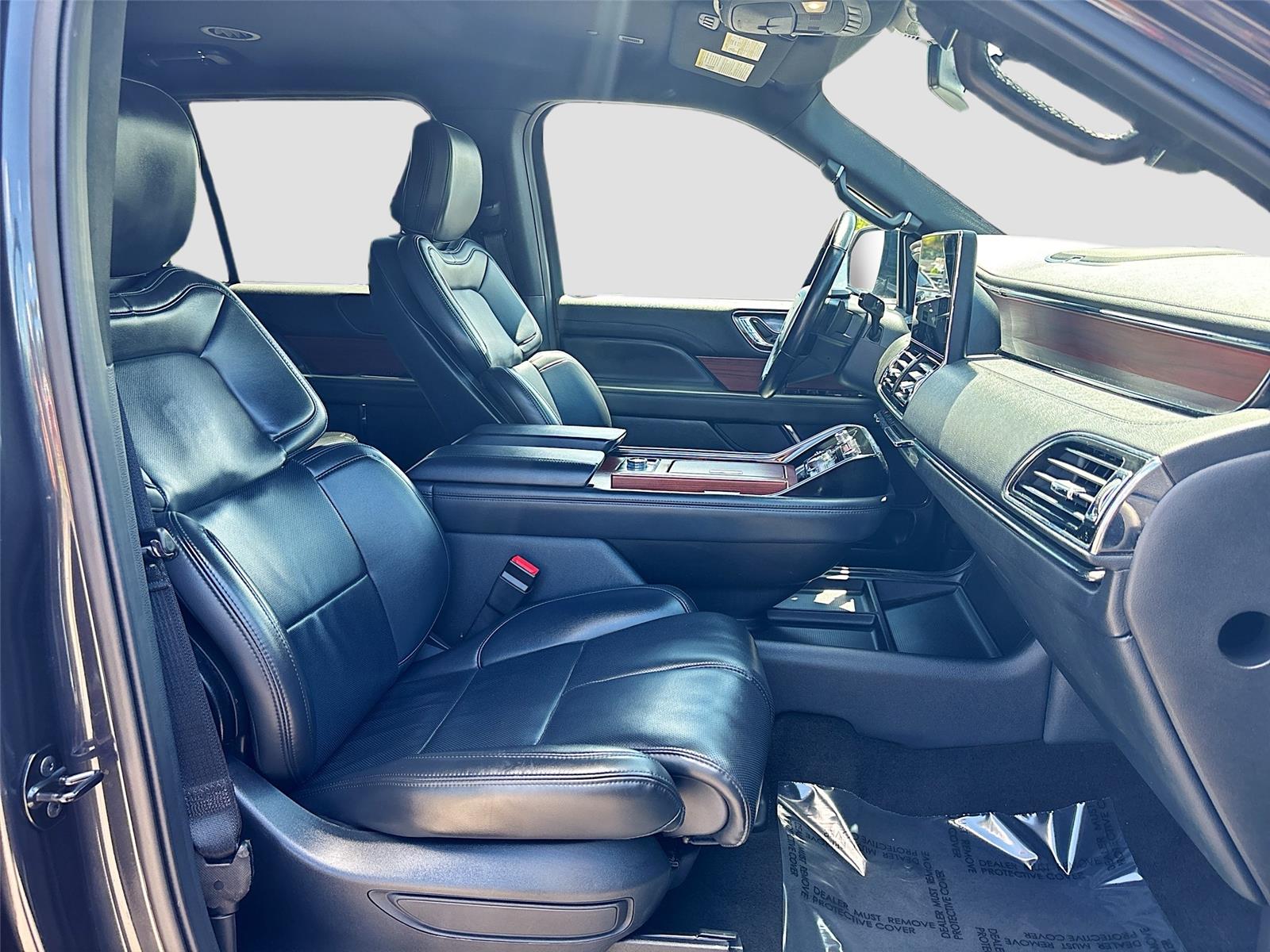 2023 Lincoln Navigator Standard