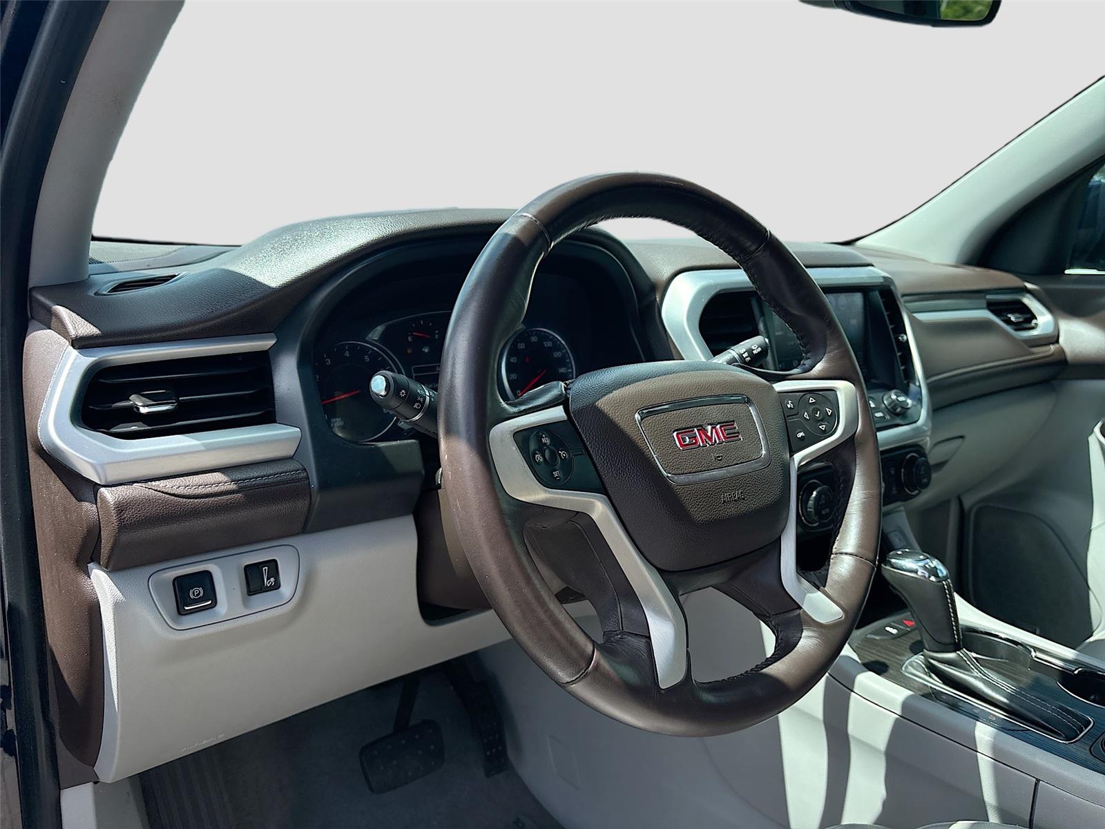 2017 GMC Acadia SLT