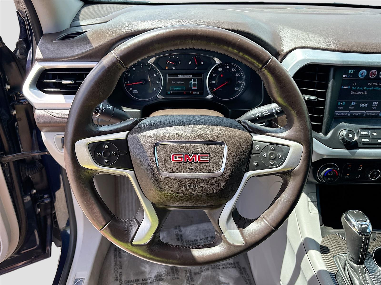 2017 GMC Acadia SLT