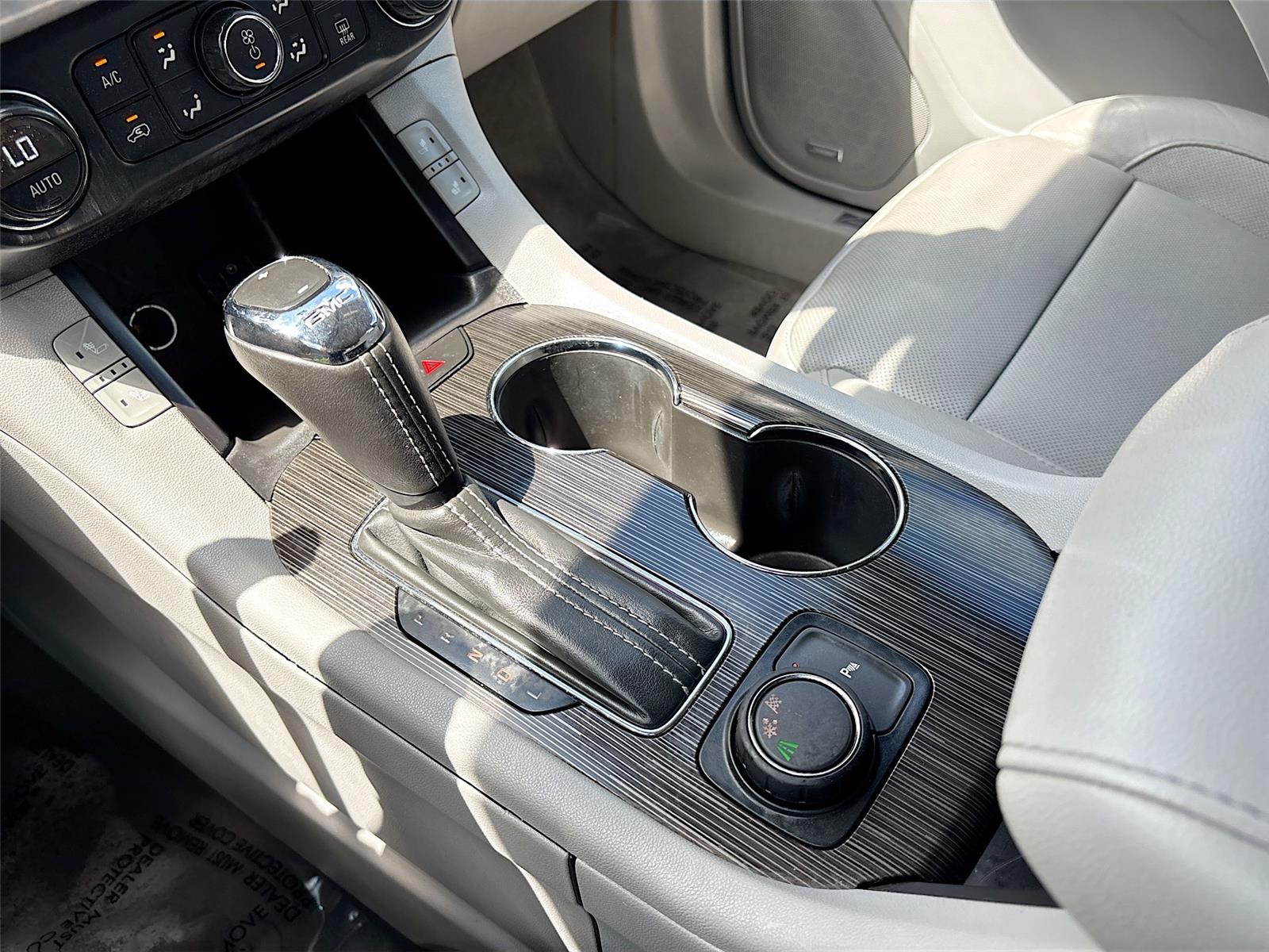 2017 GMC Acadia SLT