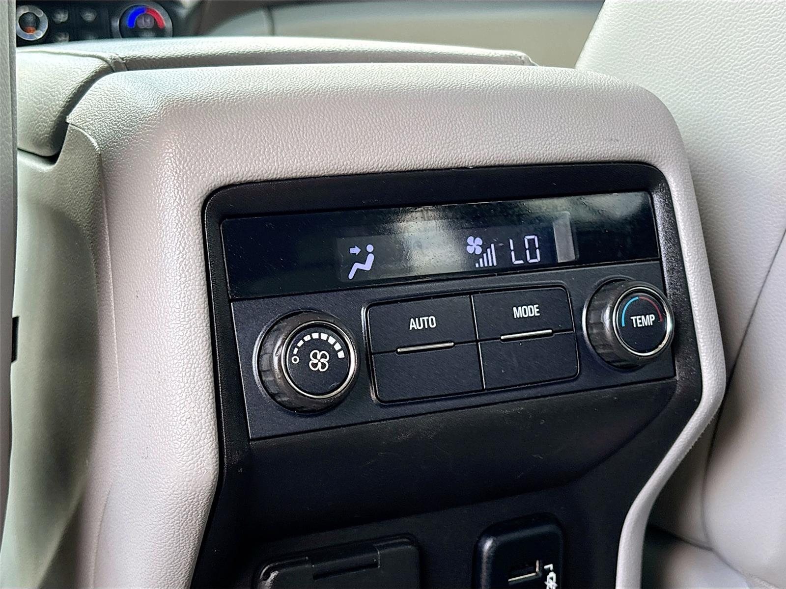 2017 GMC Acadia SLT