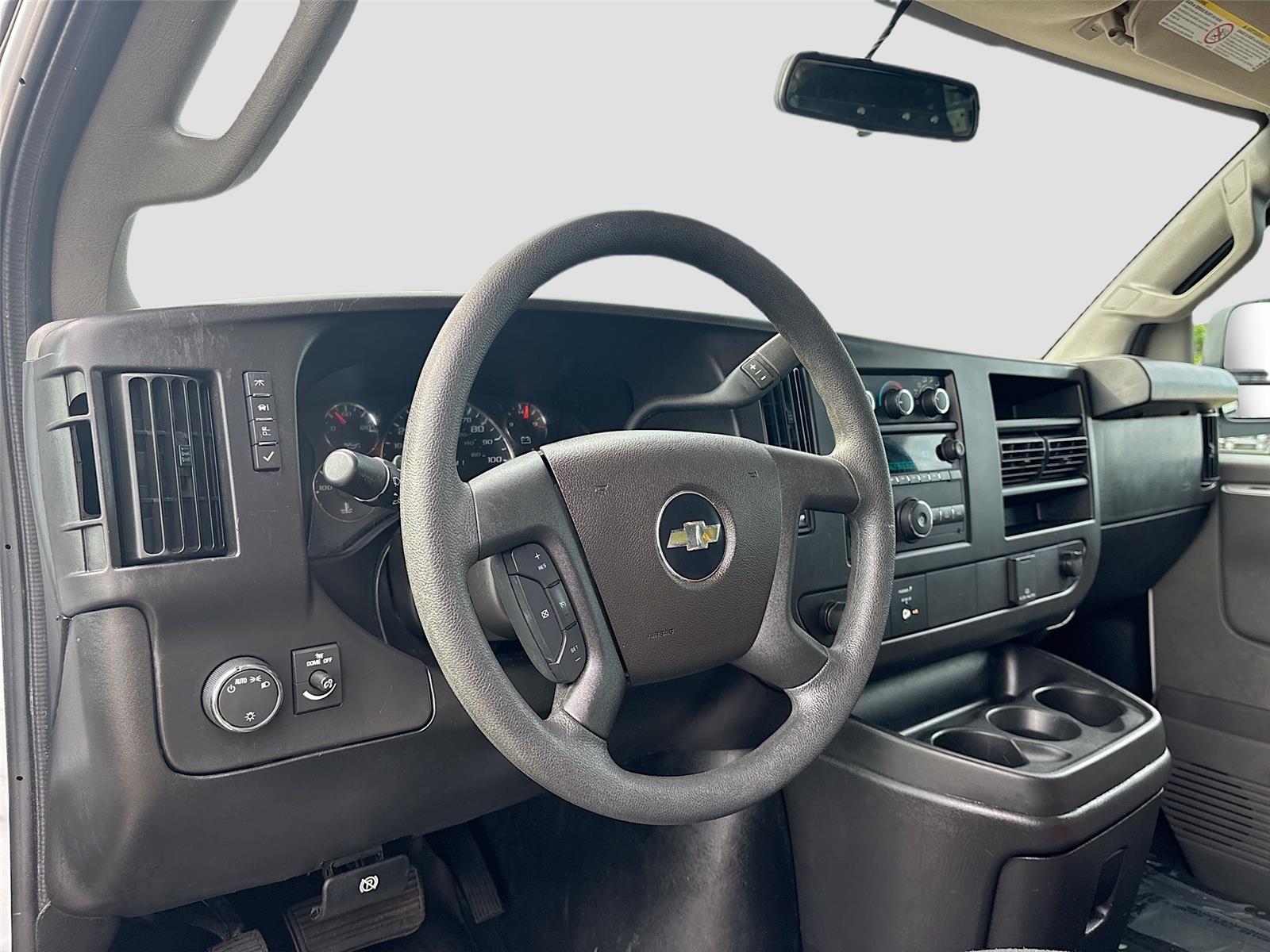 2023 Chevrolet Express Cargo Van
