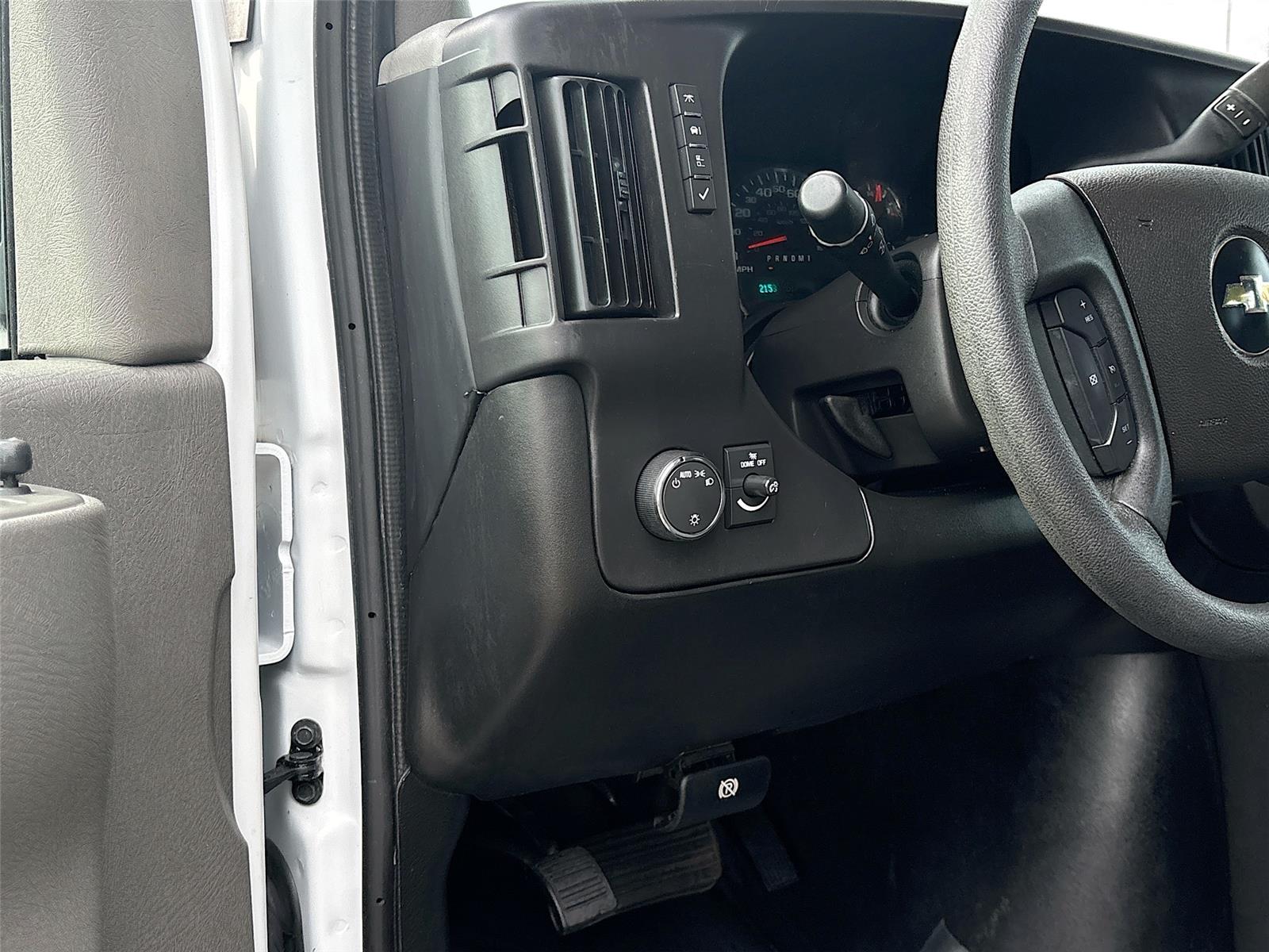 2023 Chevrolet Express Cargo Van
