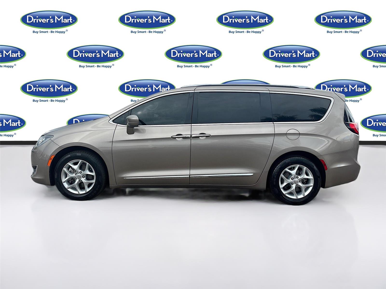 2017 Chrysler Pacifica Touring-L Plus