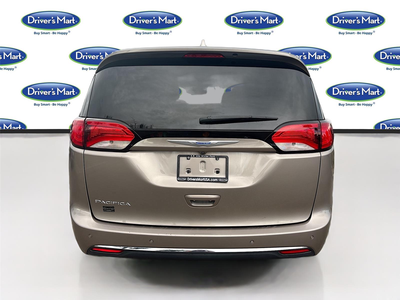 2017 Chrysler Pacifica Touring-L Plus