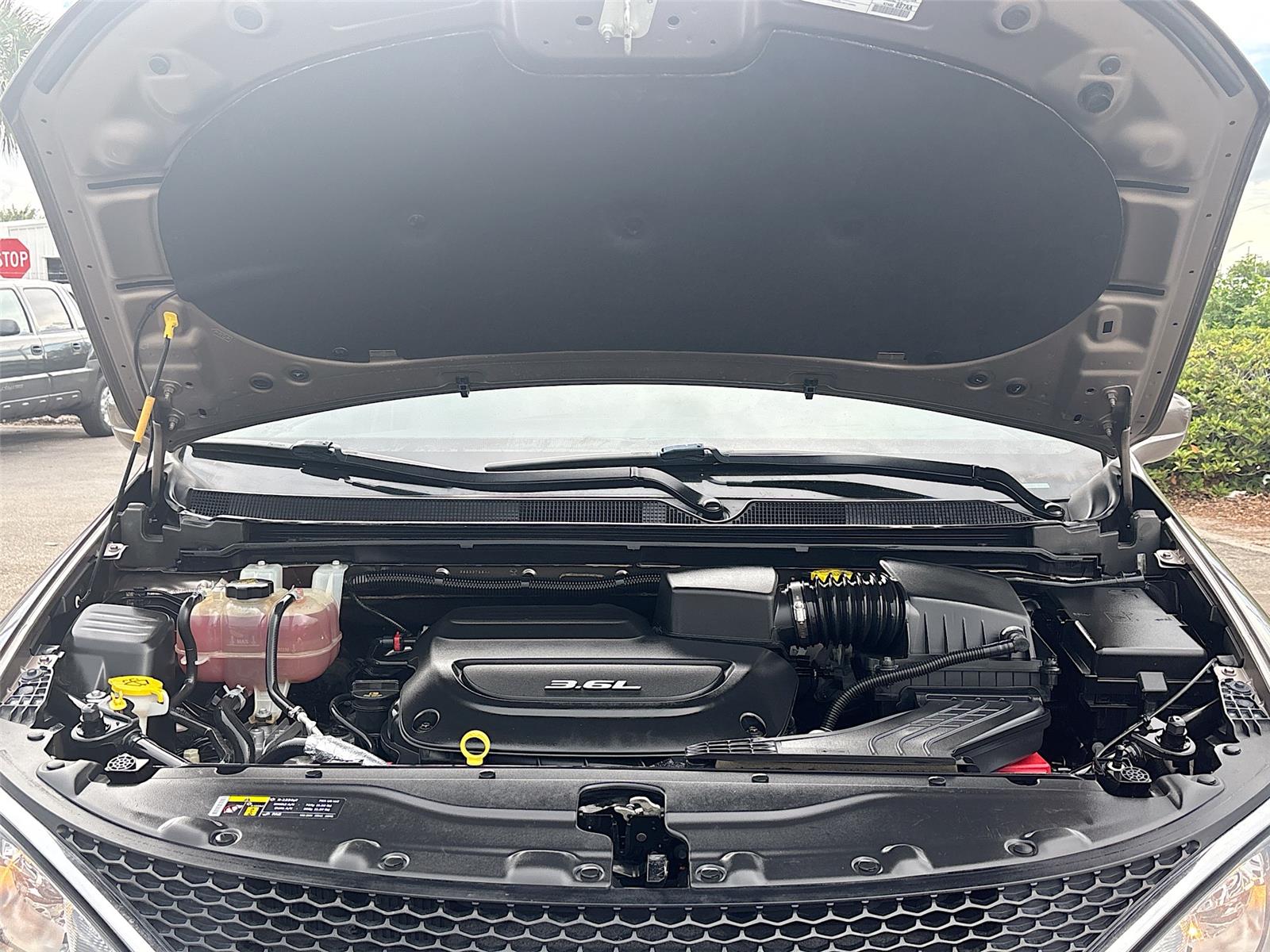 2017 Chrysler Pacifica Touring-L Plus