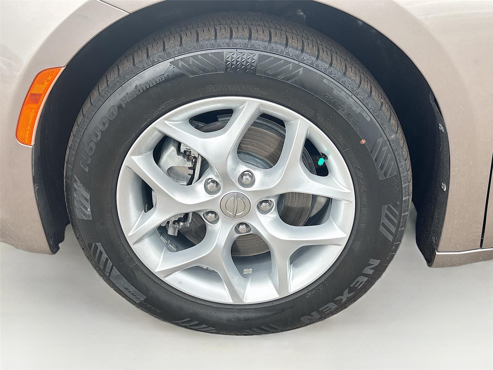 2017 Chrysler Pacifica Touring-L Plus