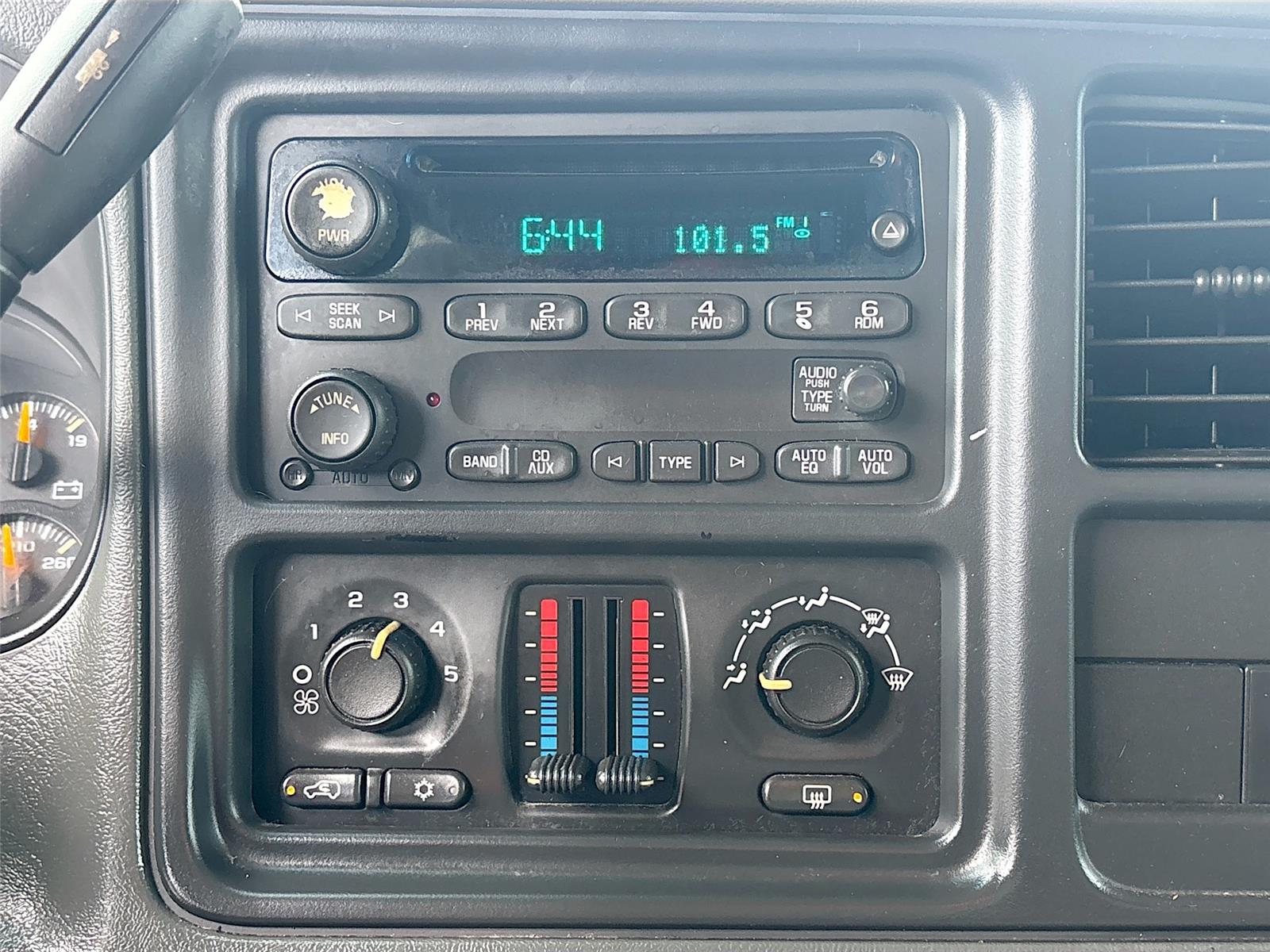2005 Chevrolet Avalanche 1500 Z66