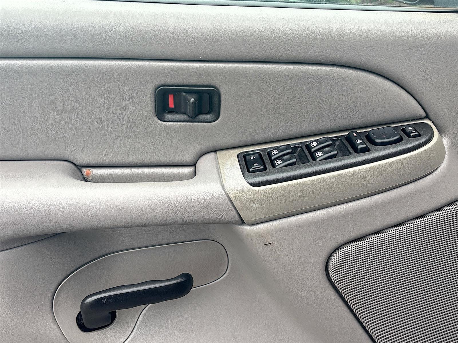 2005 Chevrolet Avalanche 1500 Z66