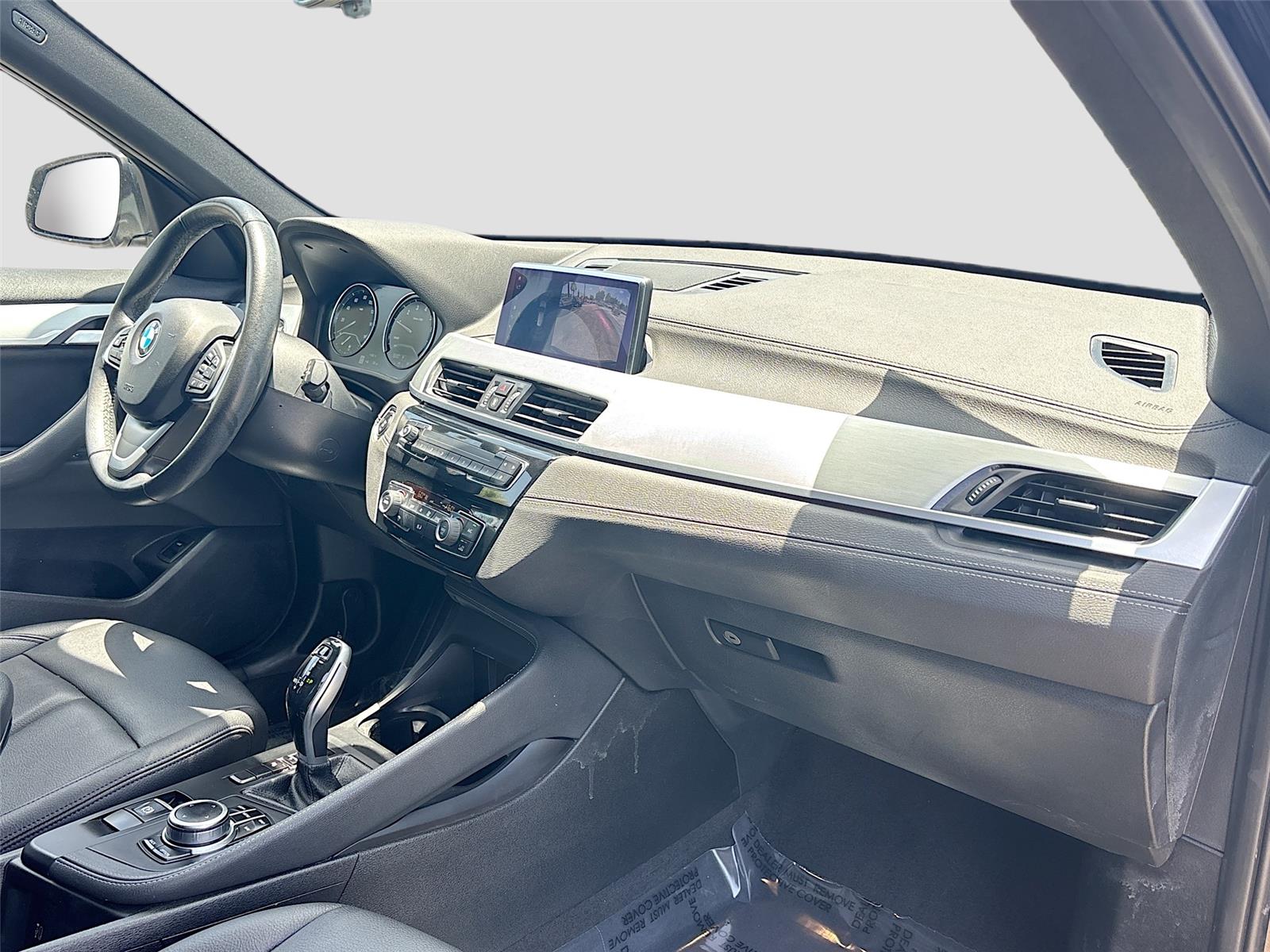 2022 BMW X1 sDrive28i