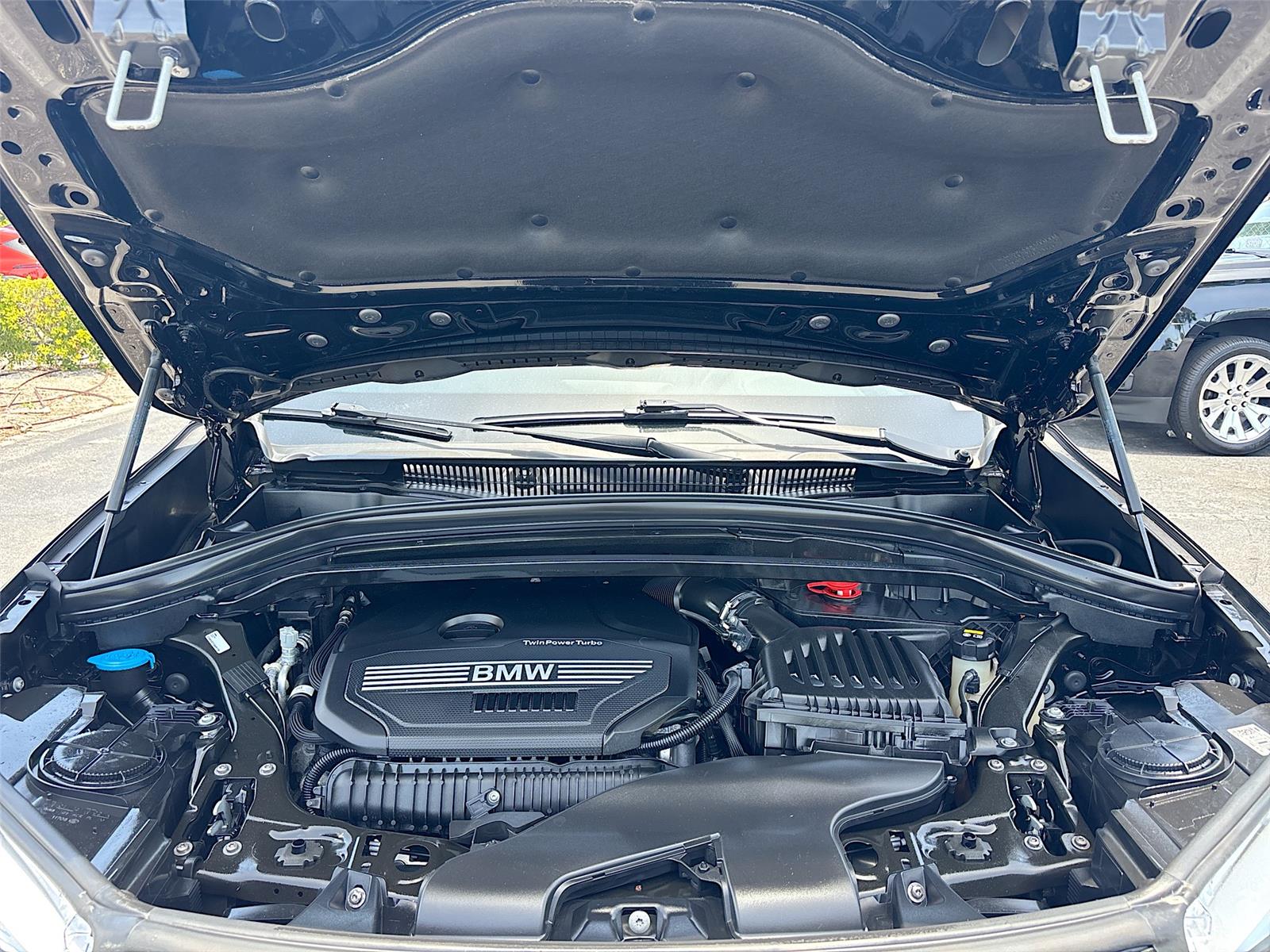 2022 BMW X1 sDrive28i