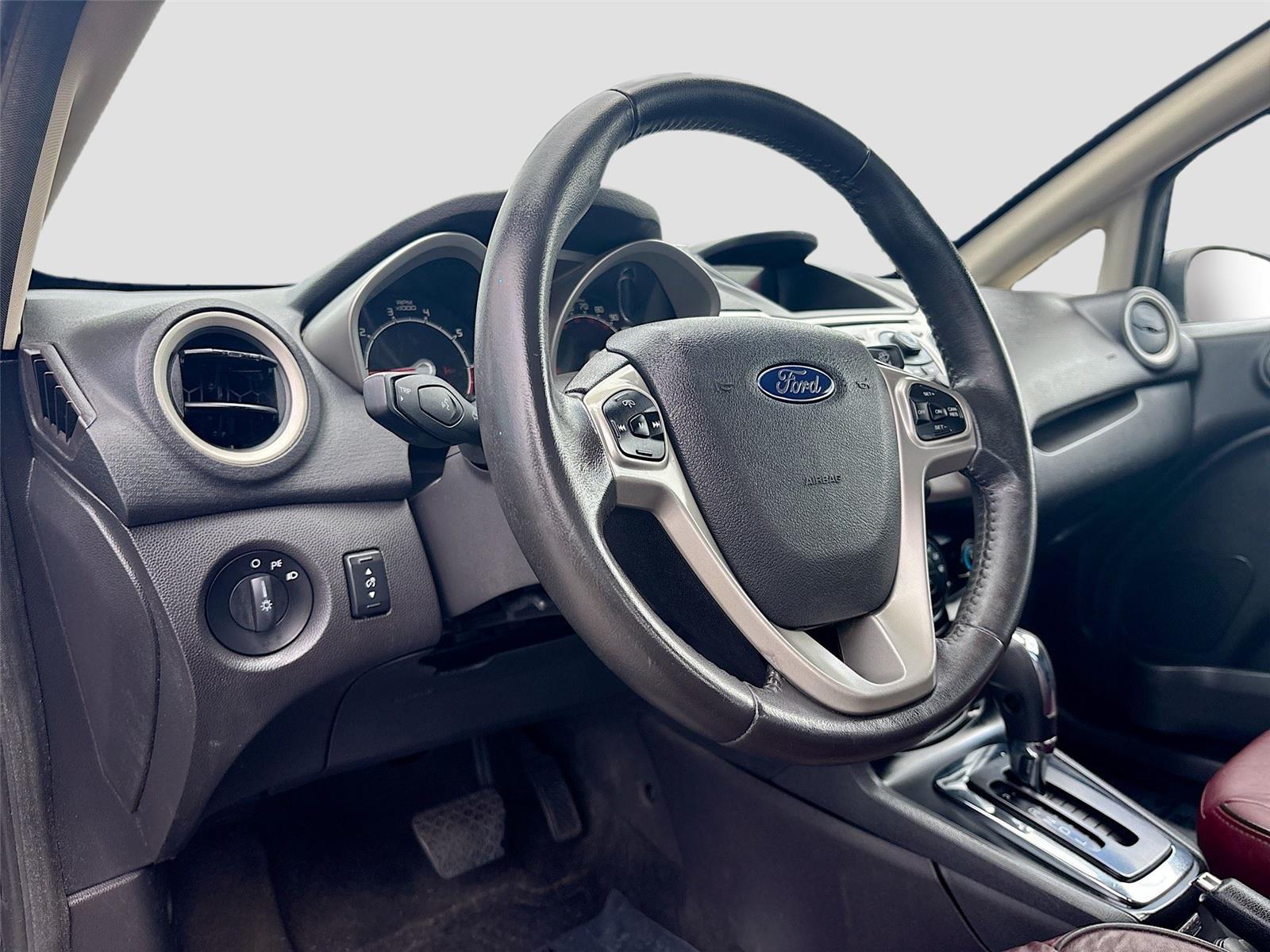 2011 Ford Fiesta SEL