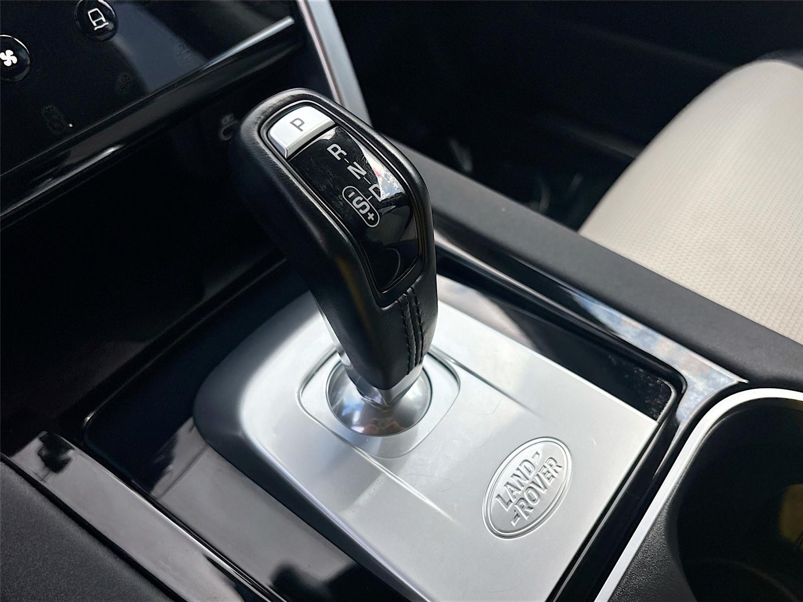 2023 Land Rover Discovery Sport SE R-Dynamic