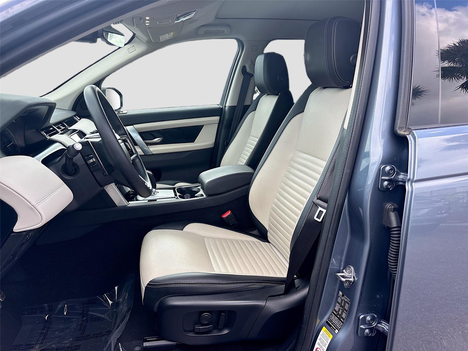 2023 Land Rover Discovery Sport SE R-Dynamic