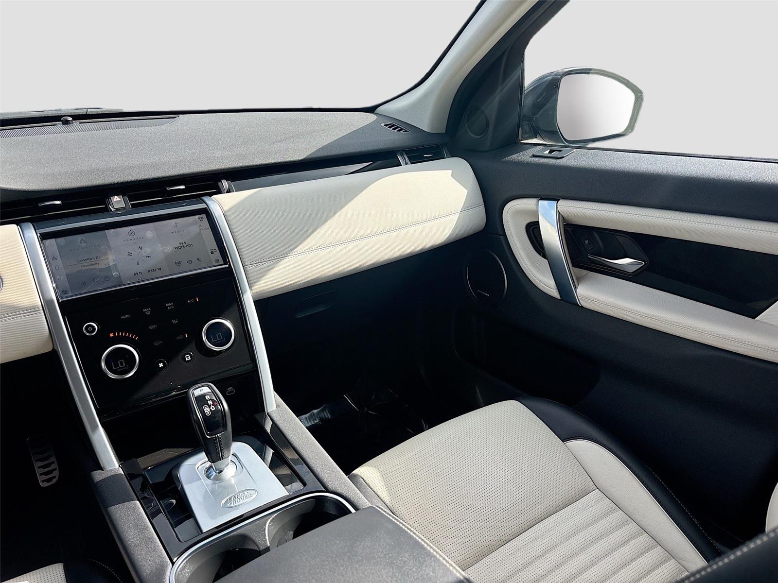 2023 Land Rover Discovery Sport SE R-Dynamic