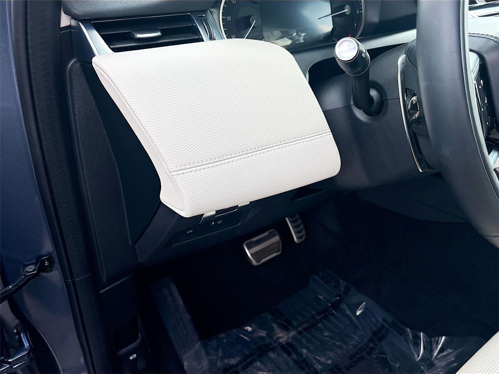 2023 Land Rover Discovery Sport SE R-Dynamic