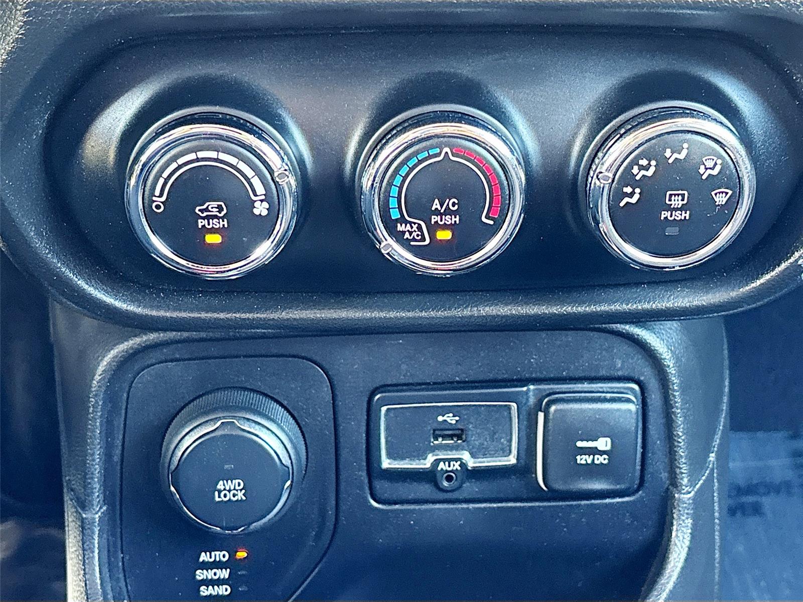 2016 Jeep Renegade 75th Anniversary