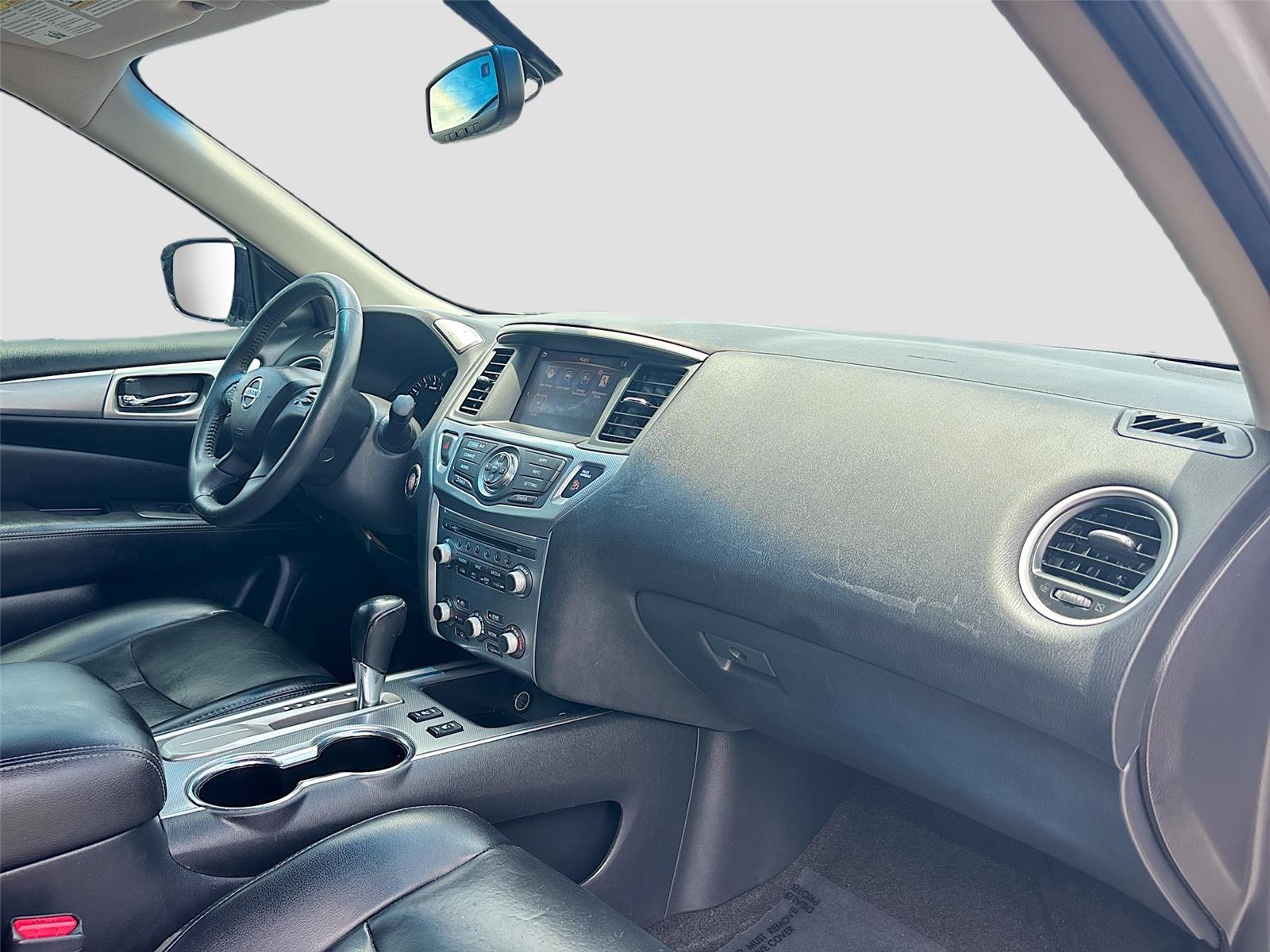 2017 Nissan Pathfinder SL