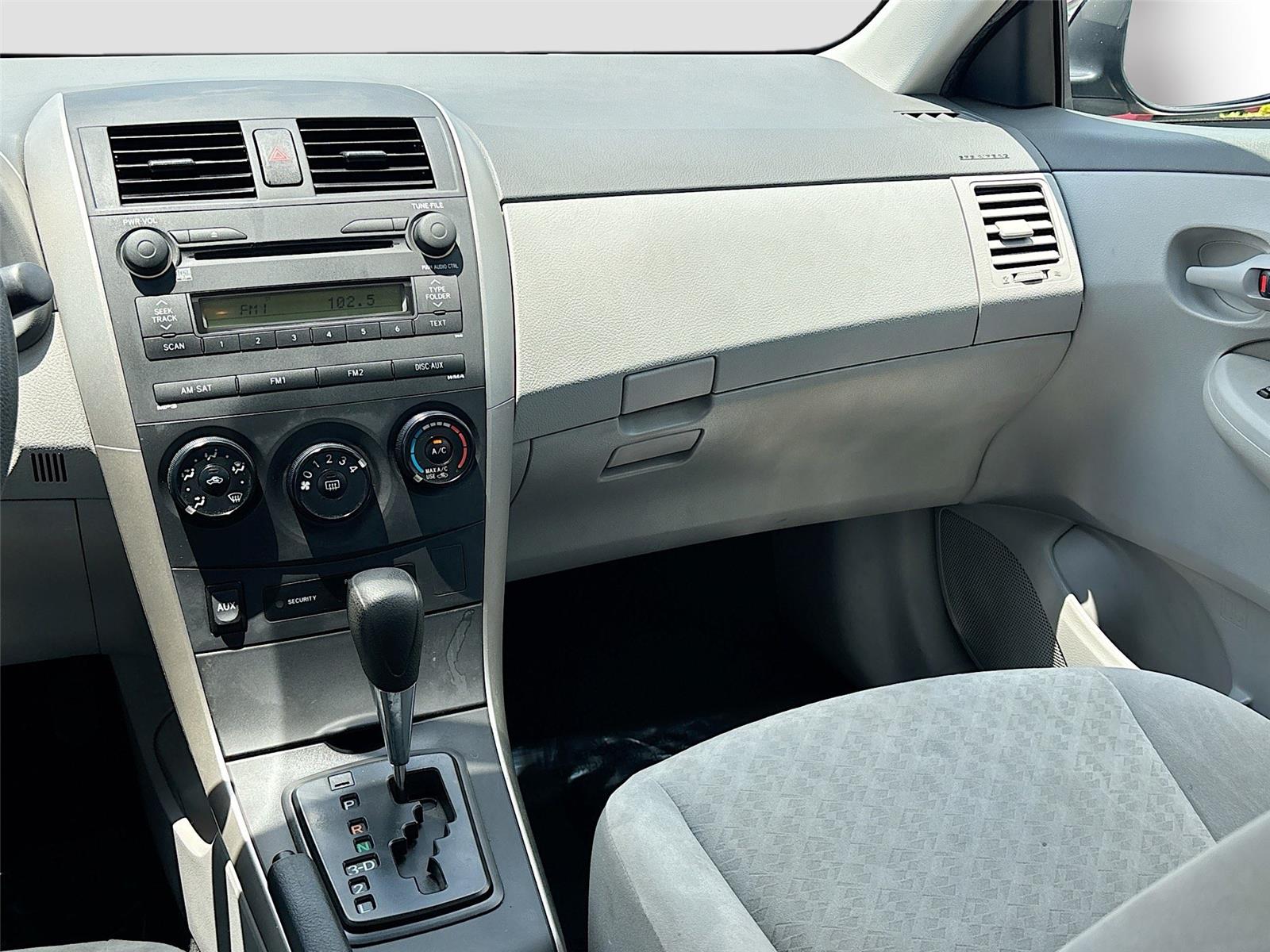 2009 Toyota Corolla LE