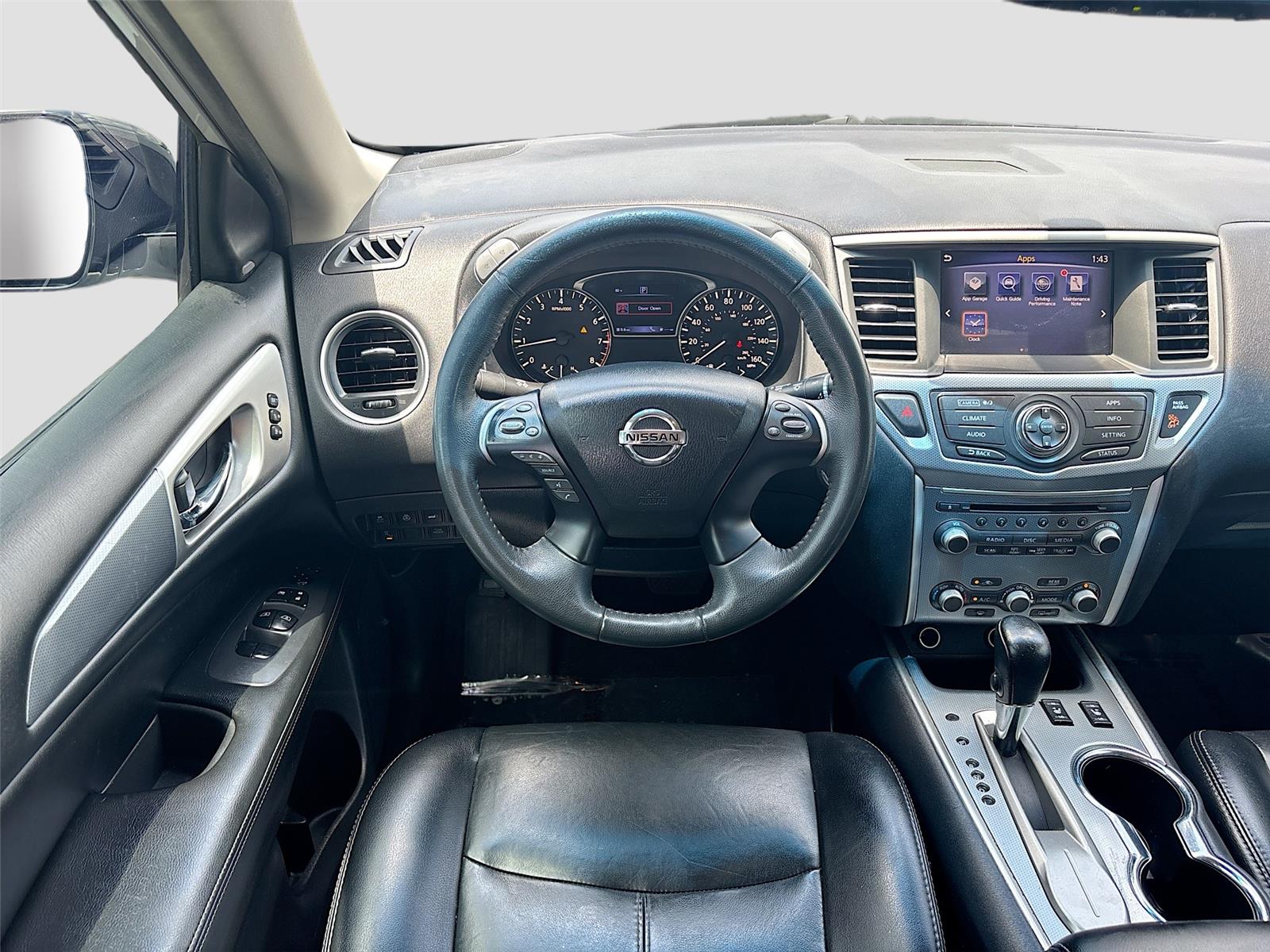 2017 Nissan Pathfinder SL