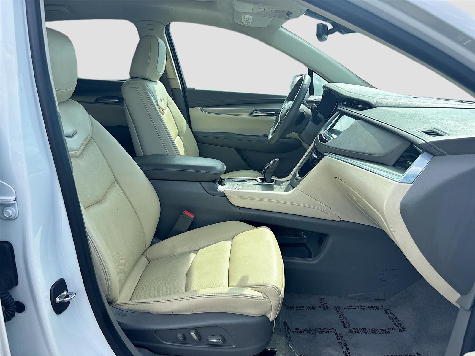 2017 Cadillac XT5 Luxury FWD
