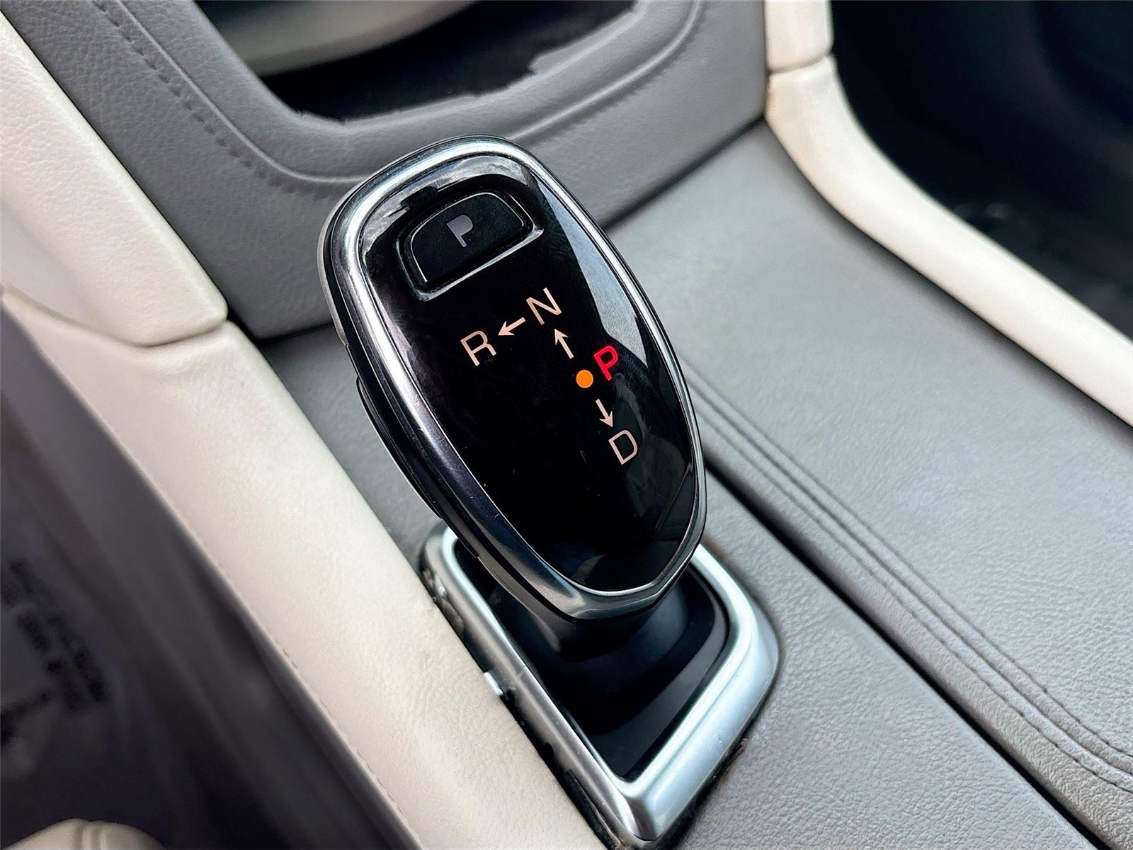 2017 Cadillac XT5 Luxury FWD