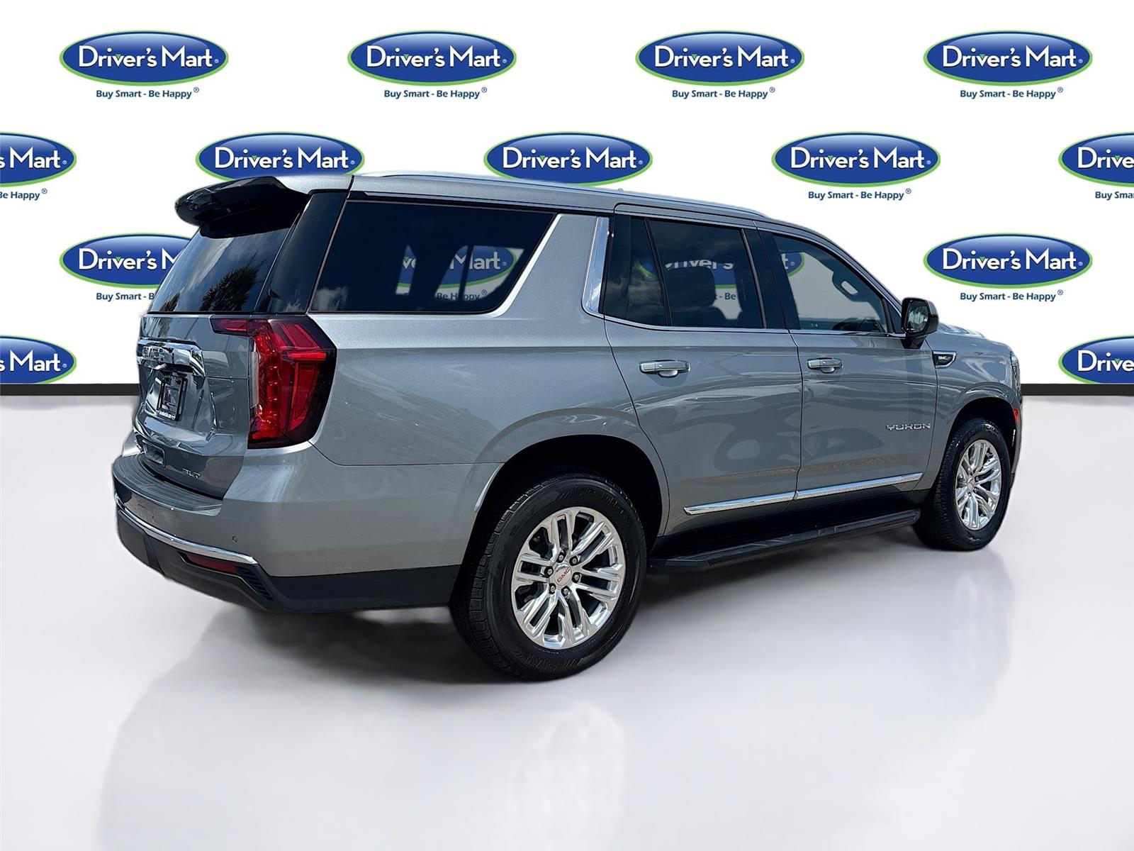 2023 GMC Yukon SLT