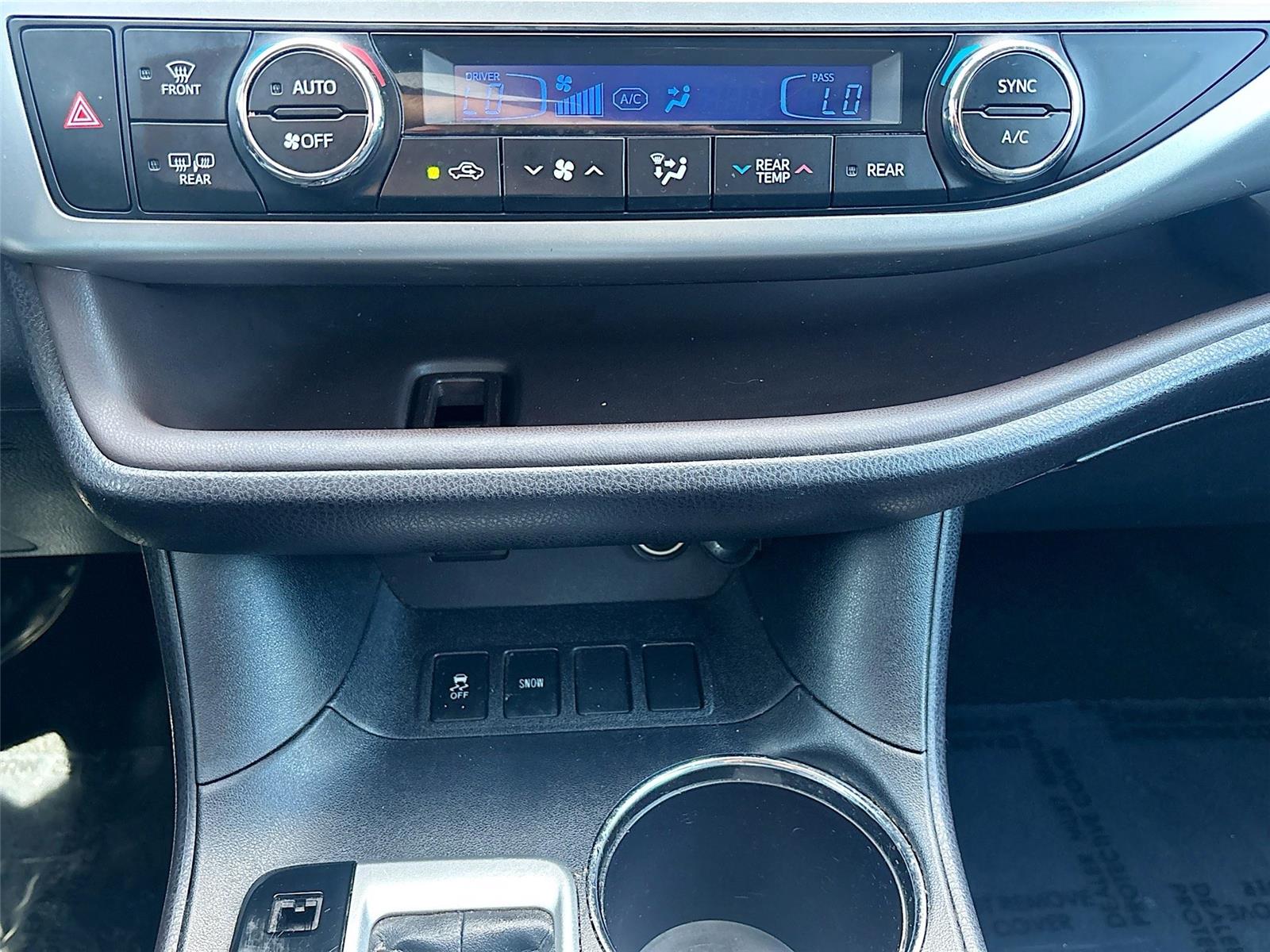 2016 Toyota Highlander LE Plus