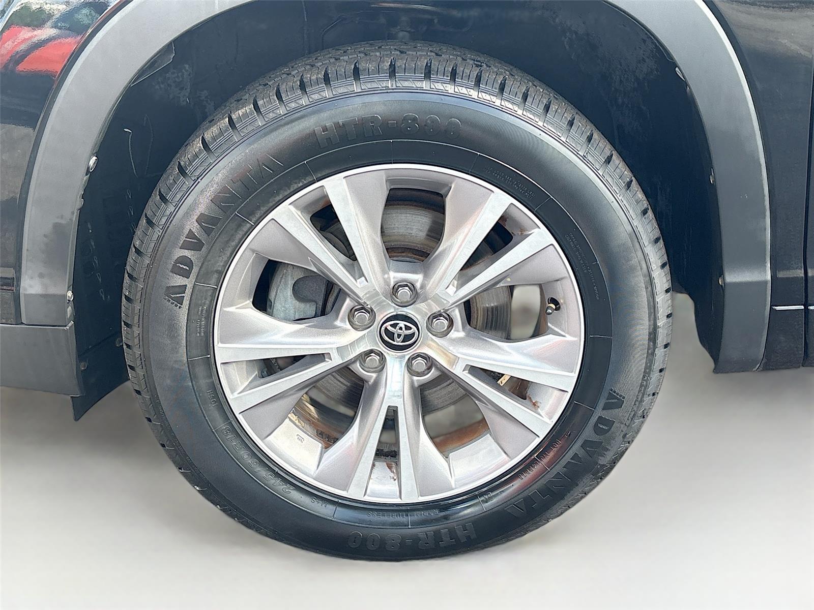 2016 Toyota Highlander LE Plus
