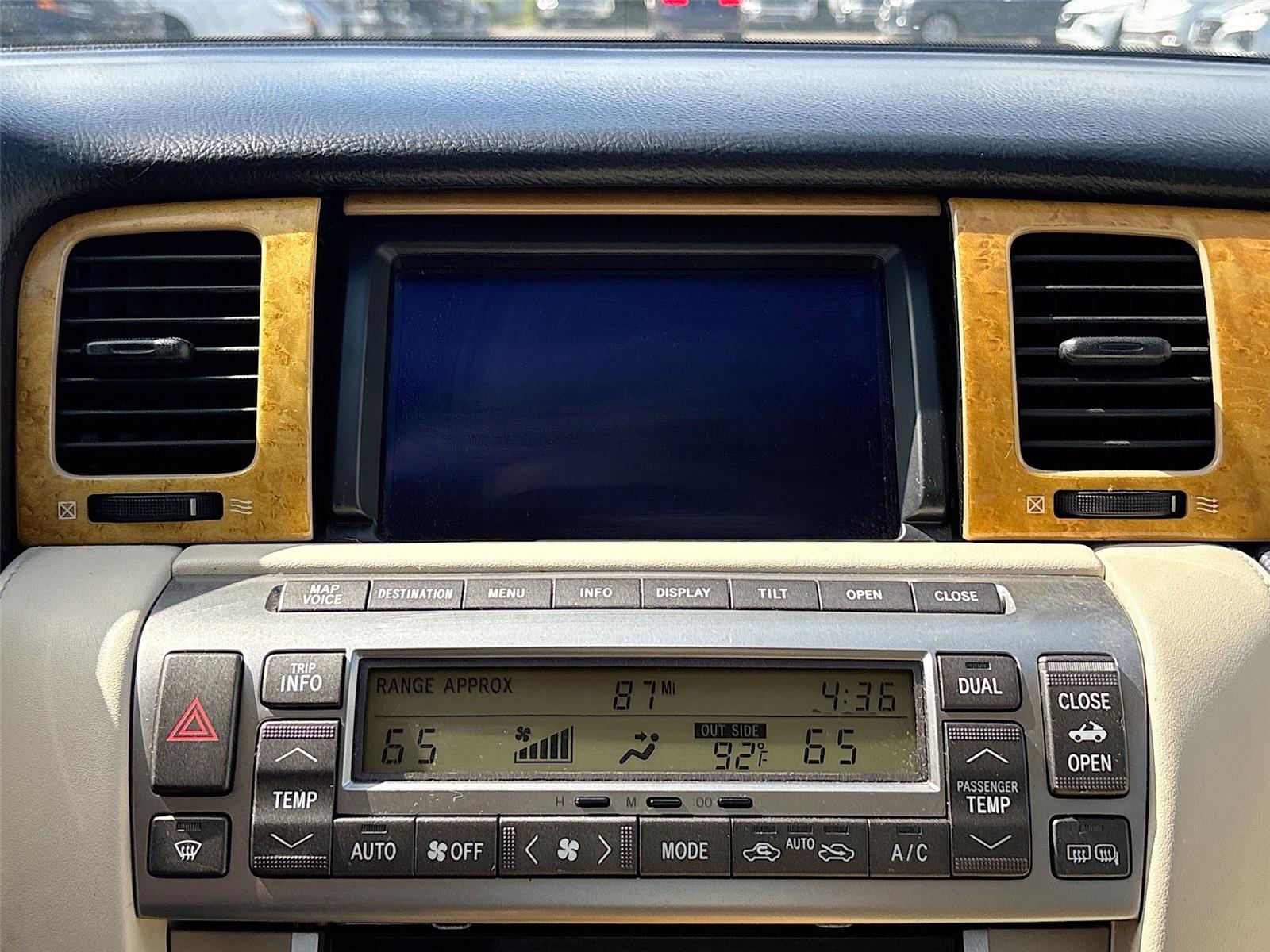 2005 Lexus SC 430